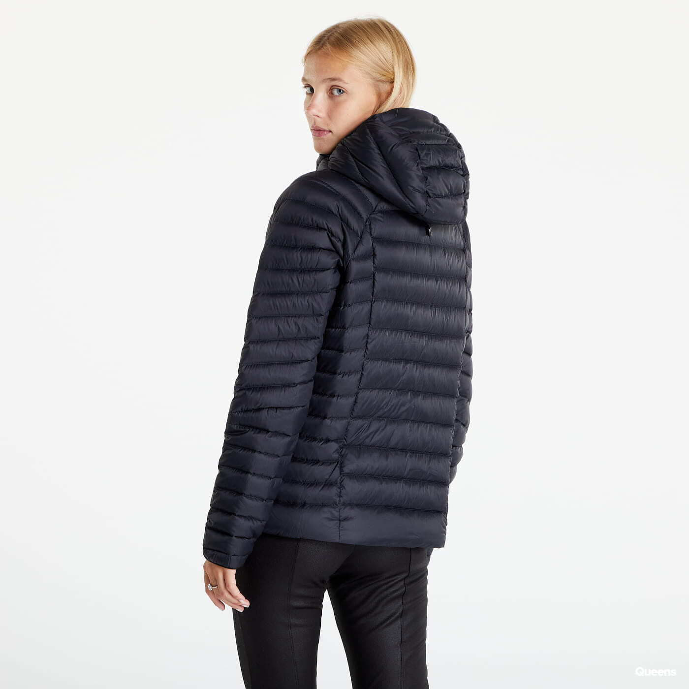 Kabátok Patagonia W Down Jacket Black