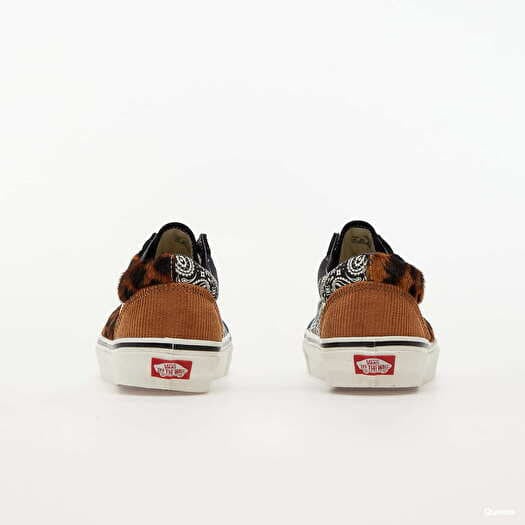 Vans fuzzy leopard discount platform