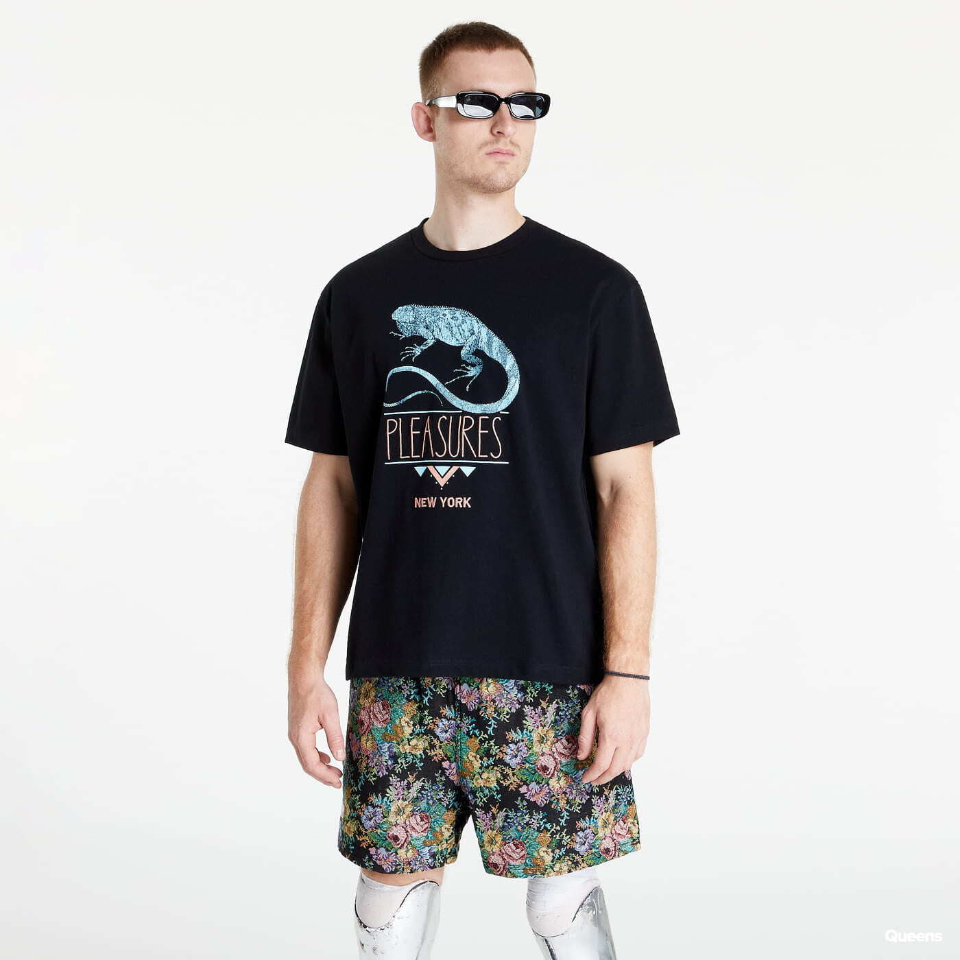 T-shirts PLEASURES Fear Heavyweight Shirt Black
