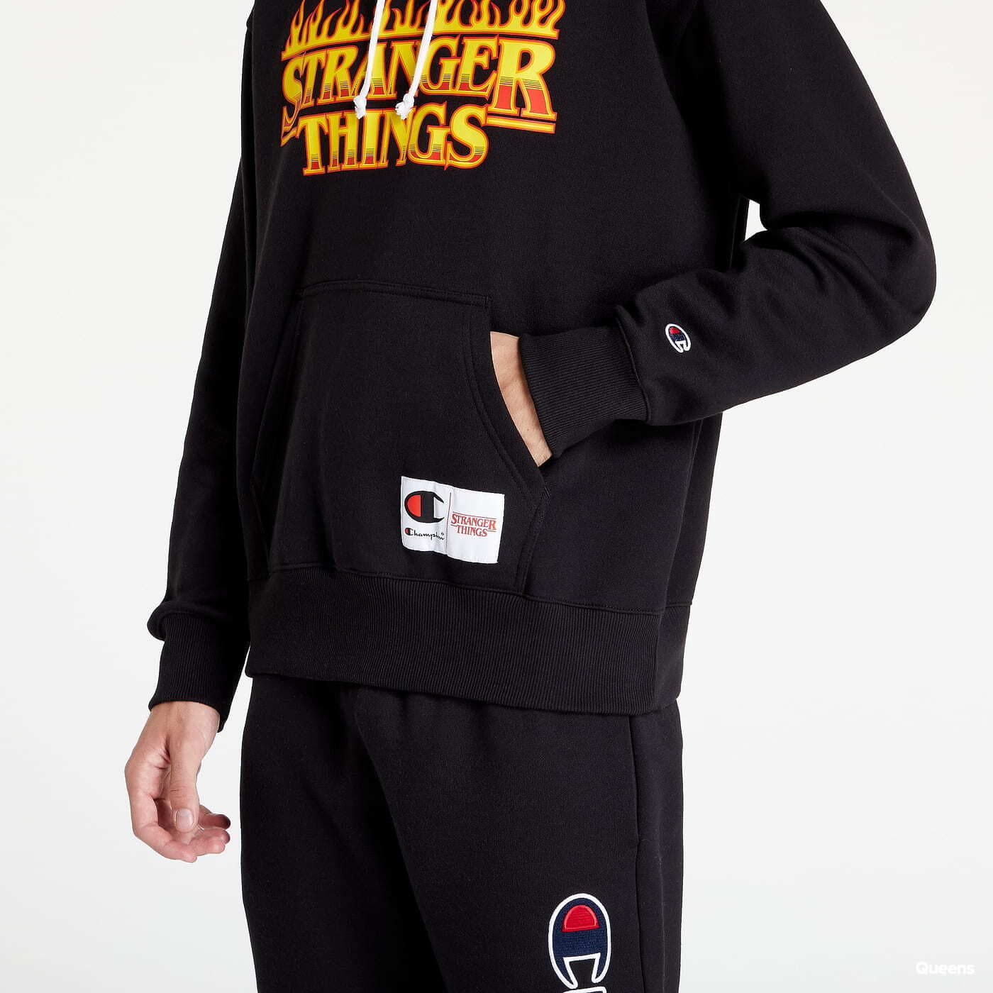 Mikiny Champion x Stranger Things hoodie Black