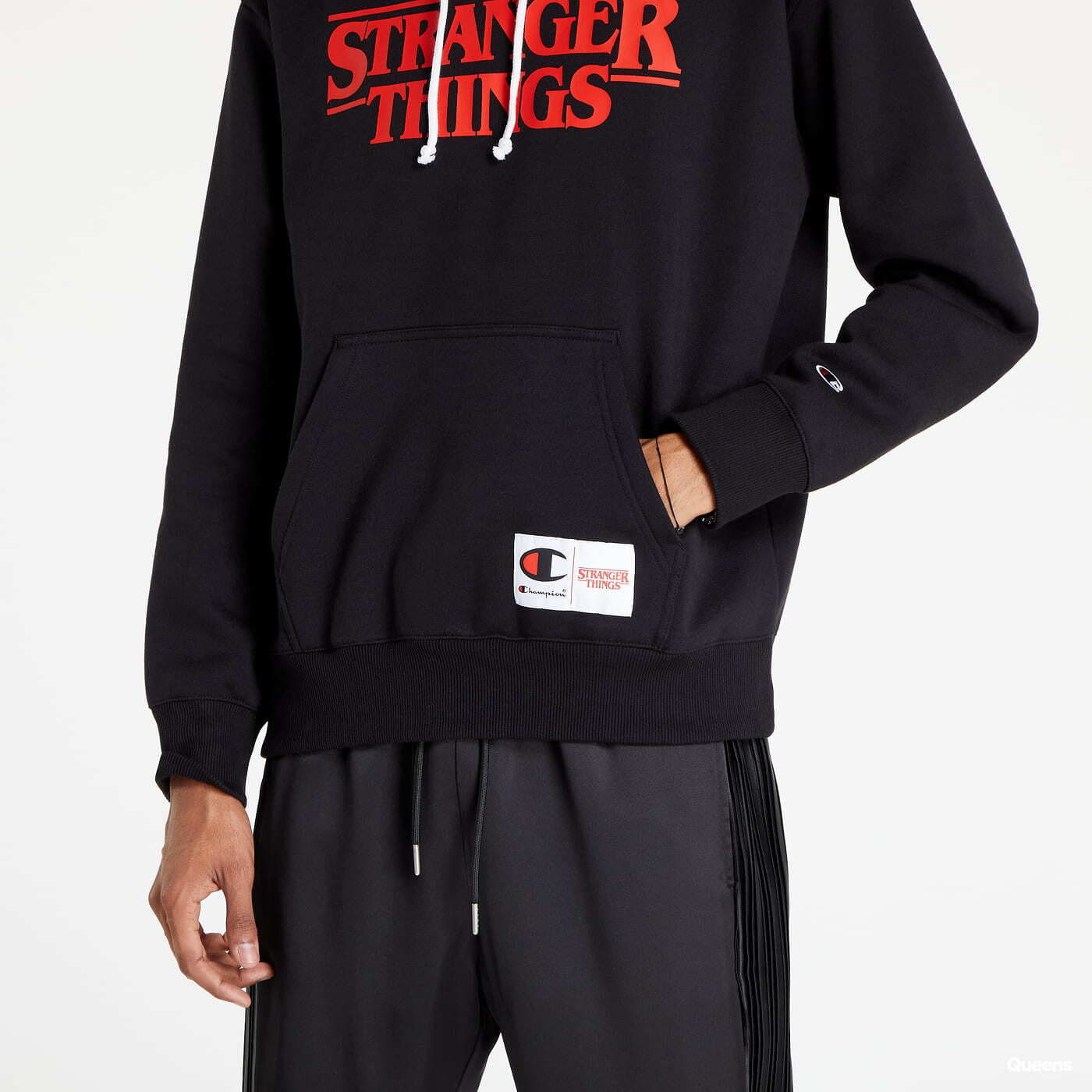 Mikiny Champion x Stranger Things hoodie Black