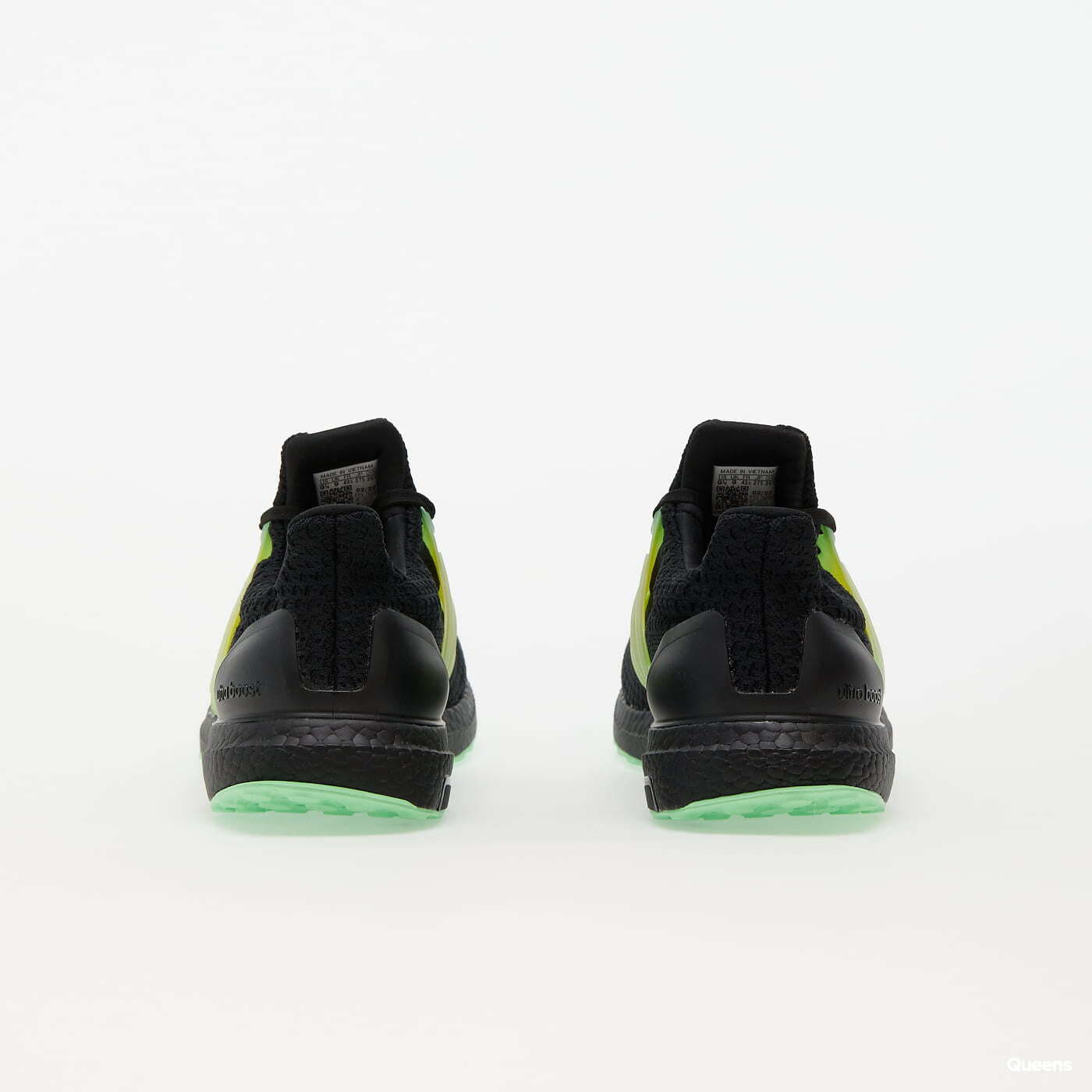 Men's sneakers and shoes adidas Performance Ultraboos 5.0 DNA Core Black/ Cloud White/ Beam Green