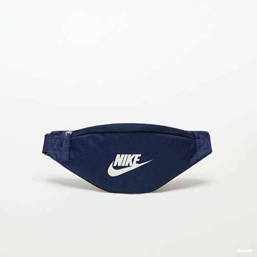 Nike fanny pack hot sale blue