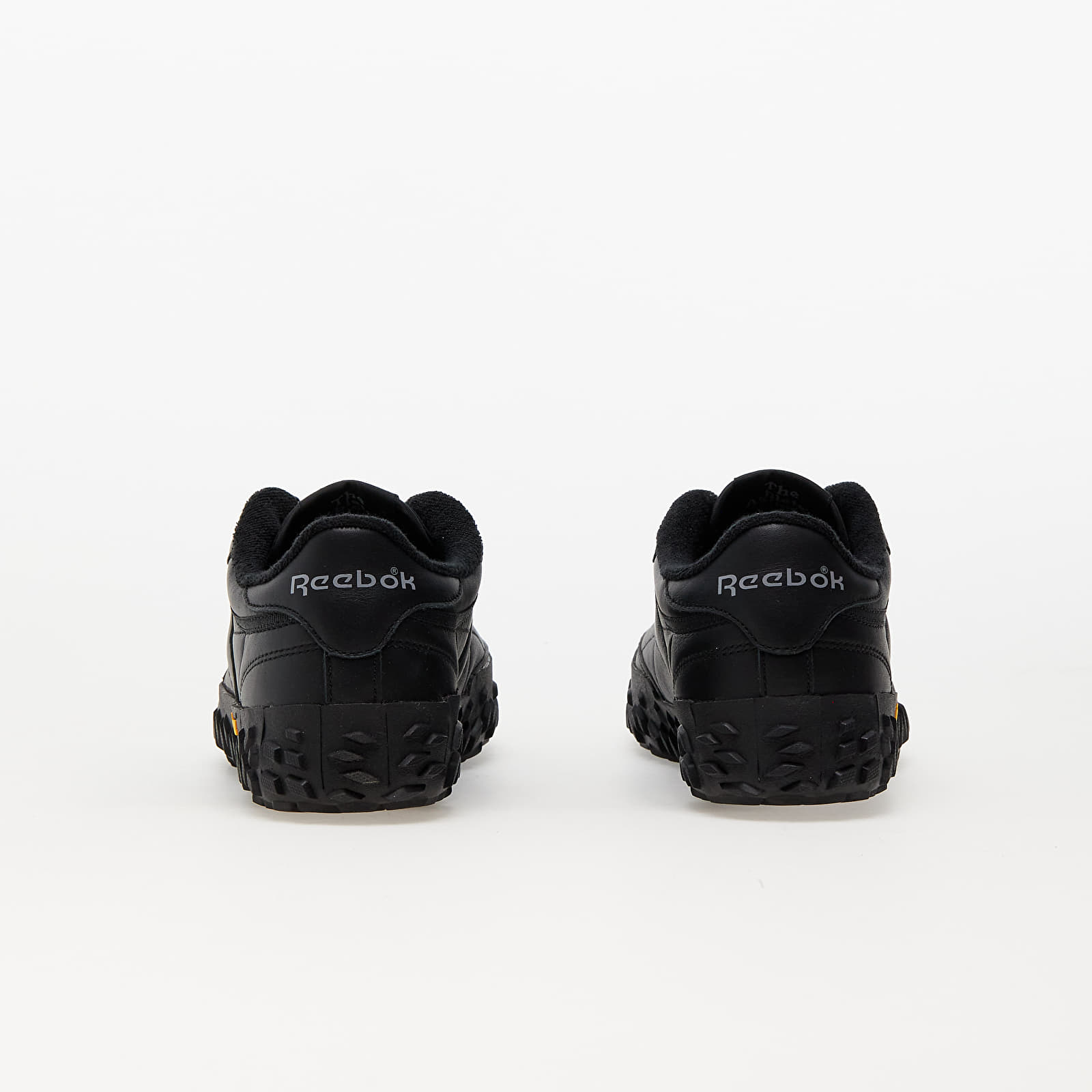 Black reebok boots discount
