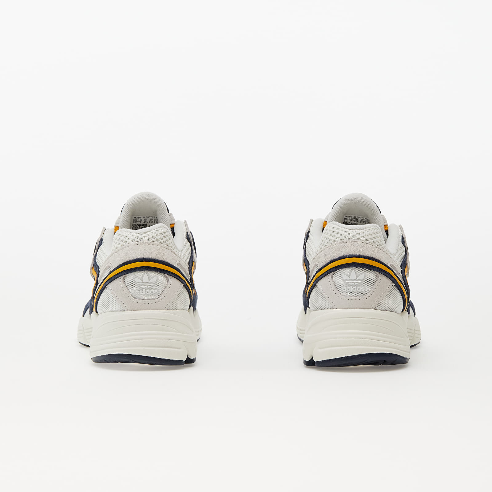 Женская обувь adidas Originals Astir W Cloud White/ Legend Ink/ Core Gold
