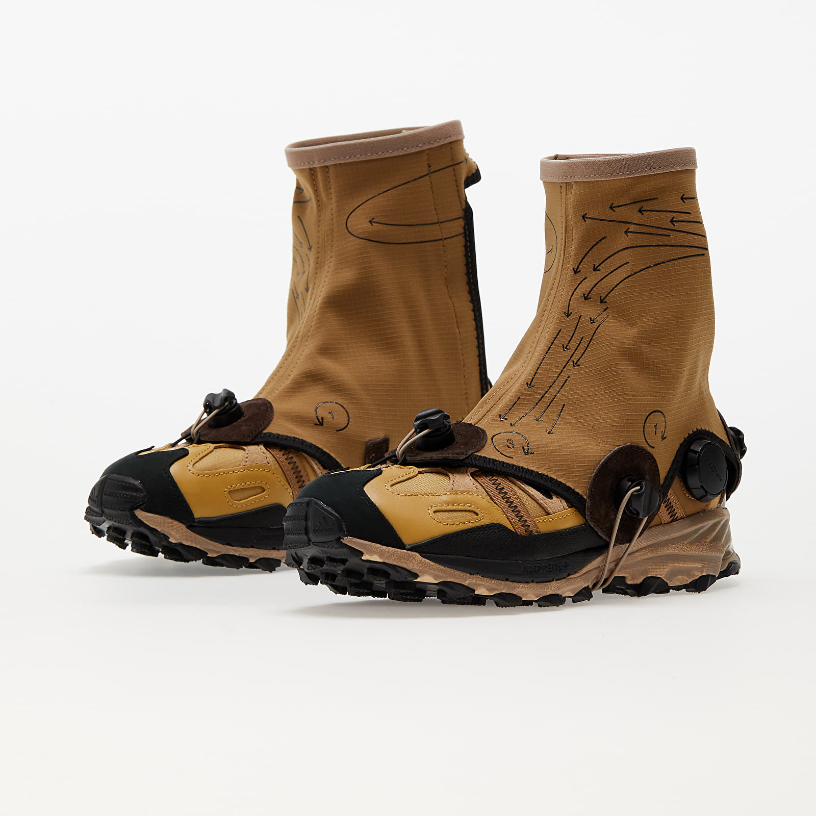 Pánské tenisky a boty adidas Originals Hyperturf Adventure Gold Beige/ Chalk Brown/ Gold Beige