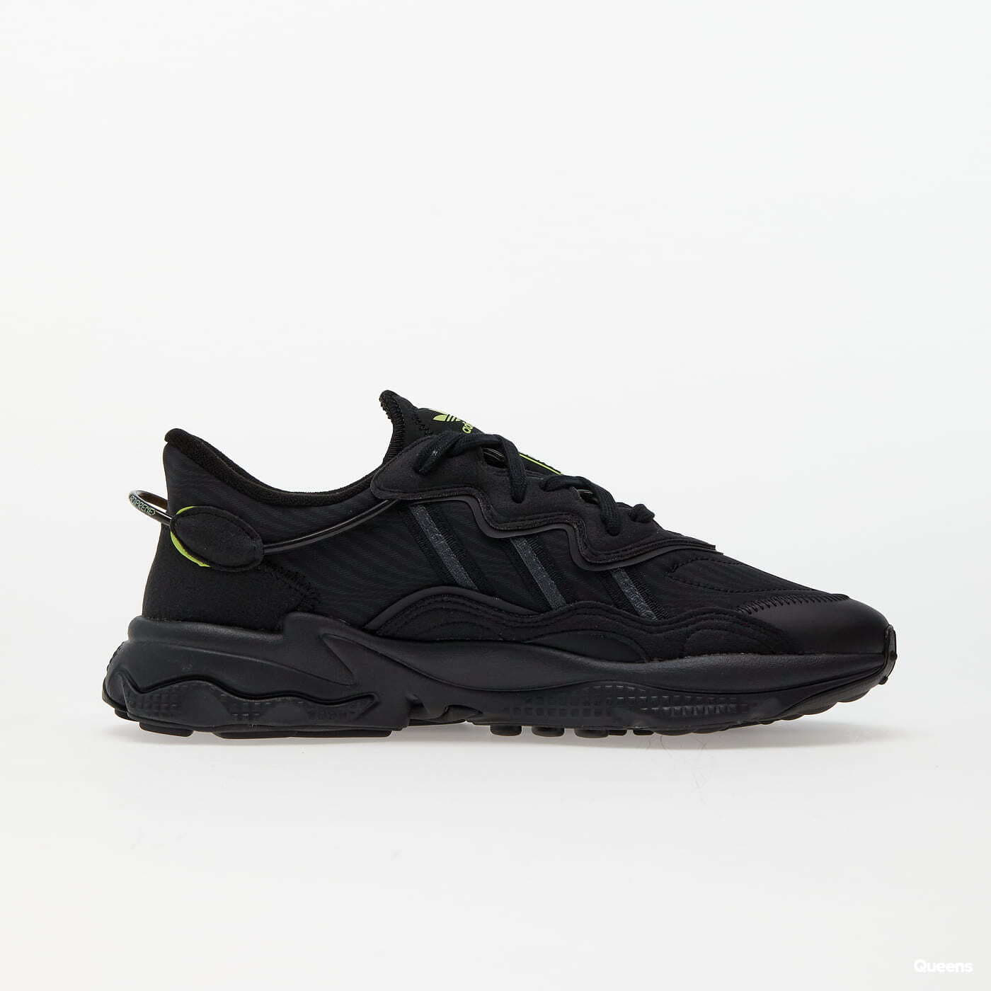 Turnschuhe und Schuhe für Männer adidas Originals Ozweego Real Madrid Core Black/ Carbon/ Pulse Lime