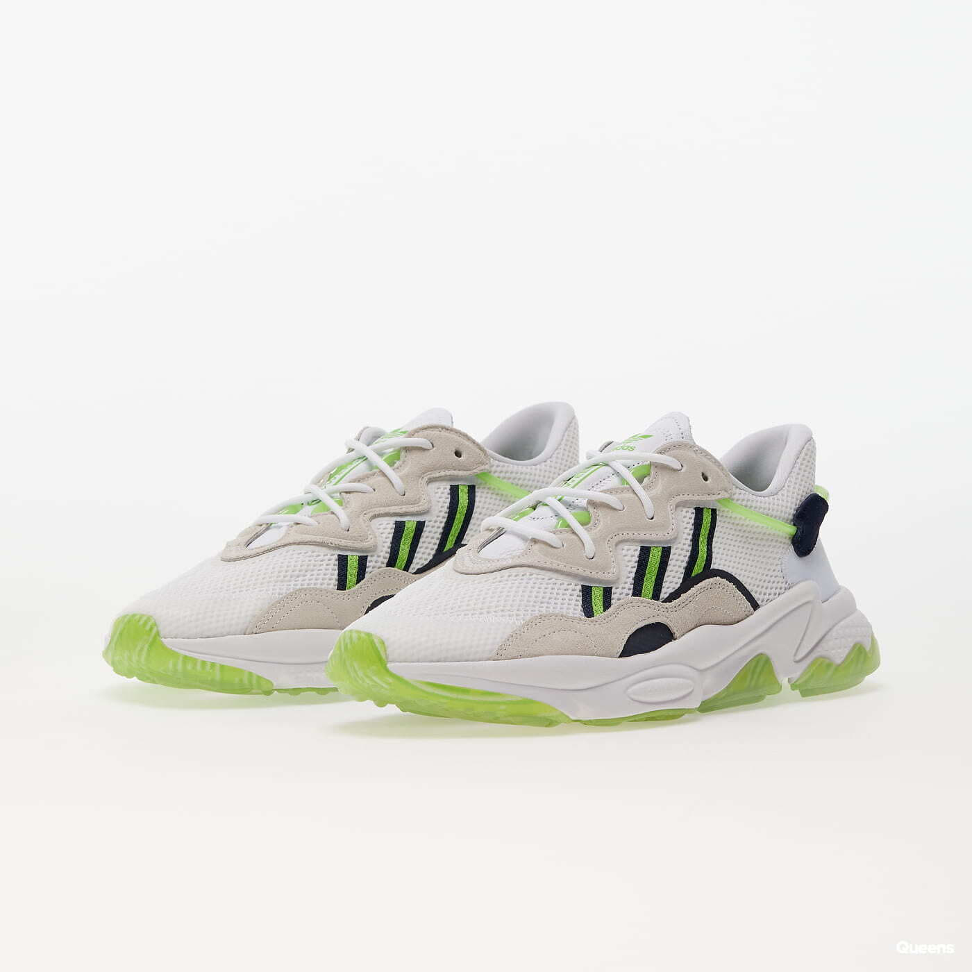 Încălțăminte și sneakerși pentru bărbați adidas Originals Ozweego Manchester United Ftw White/ Legend Ink/ Team Semi Green