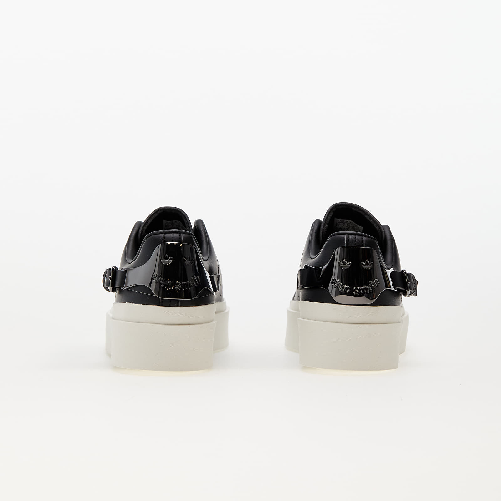 Stan smith hotsell platform black