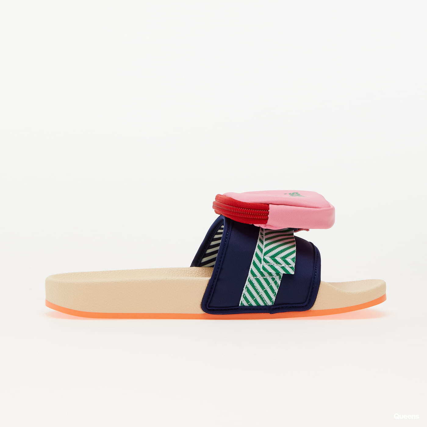 Adidas hot sale slippers bristol