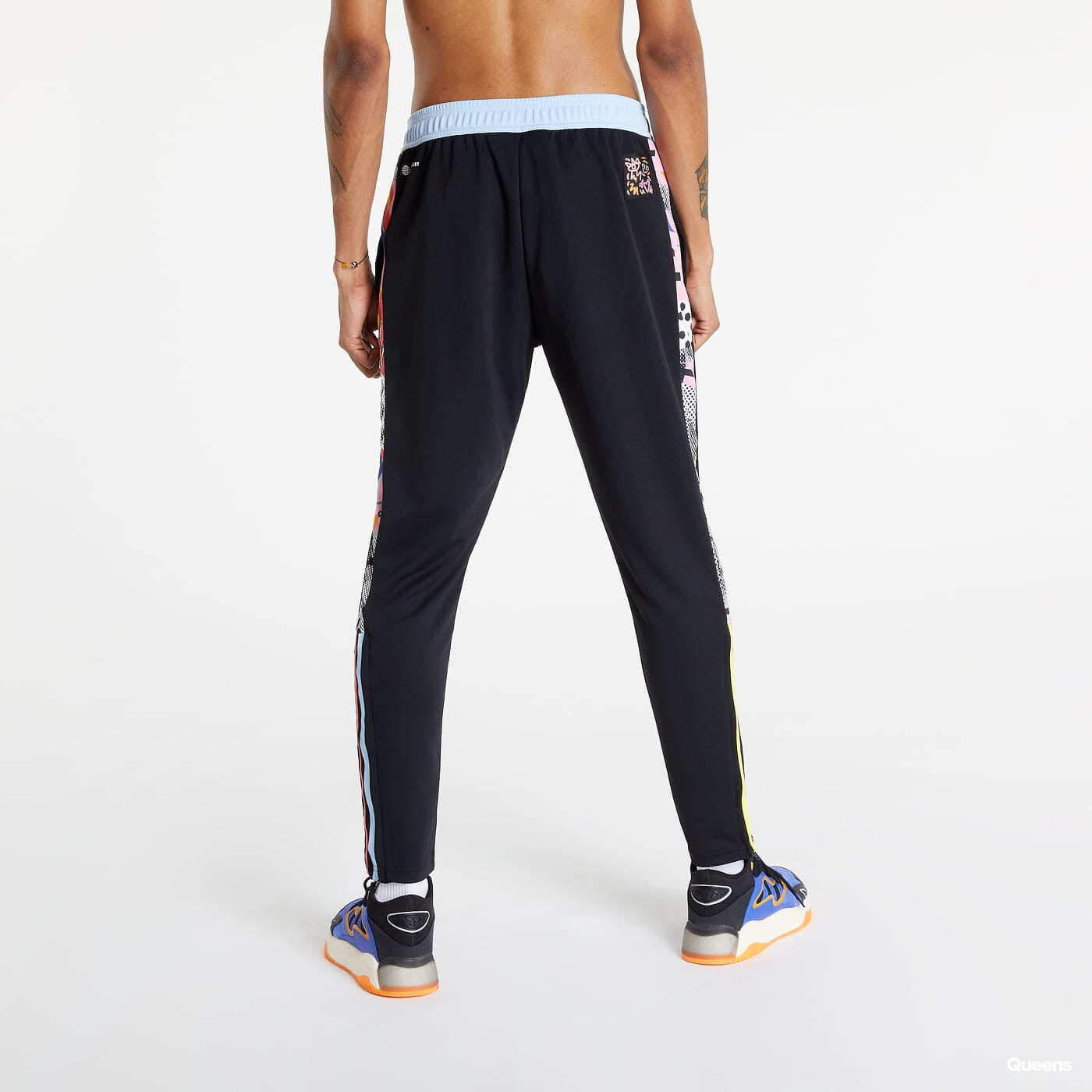 Pantaloni da ginnastica adidas Originals Tiro Pride Tracksuit Bottoms Black Queens