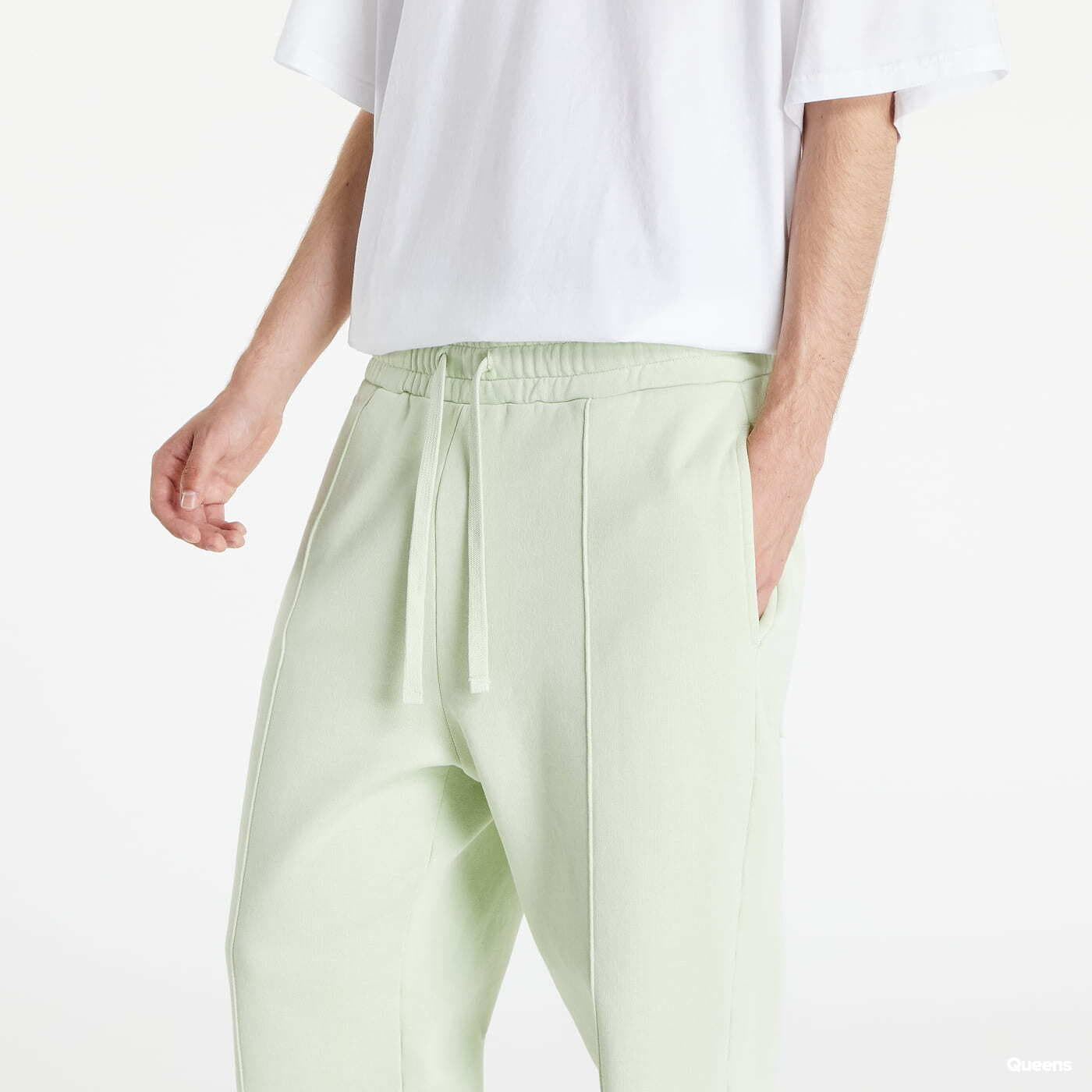 Jogginghosen PREACH Oversized Tuck Sweatpants Light Green