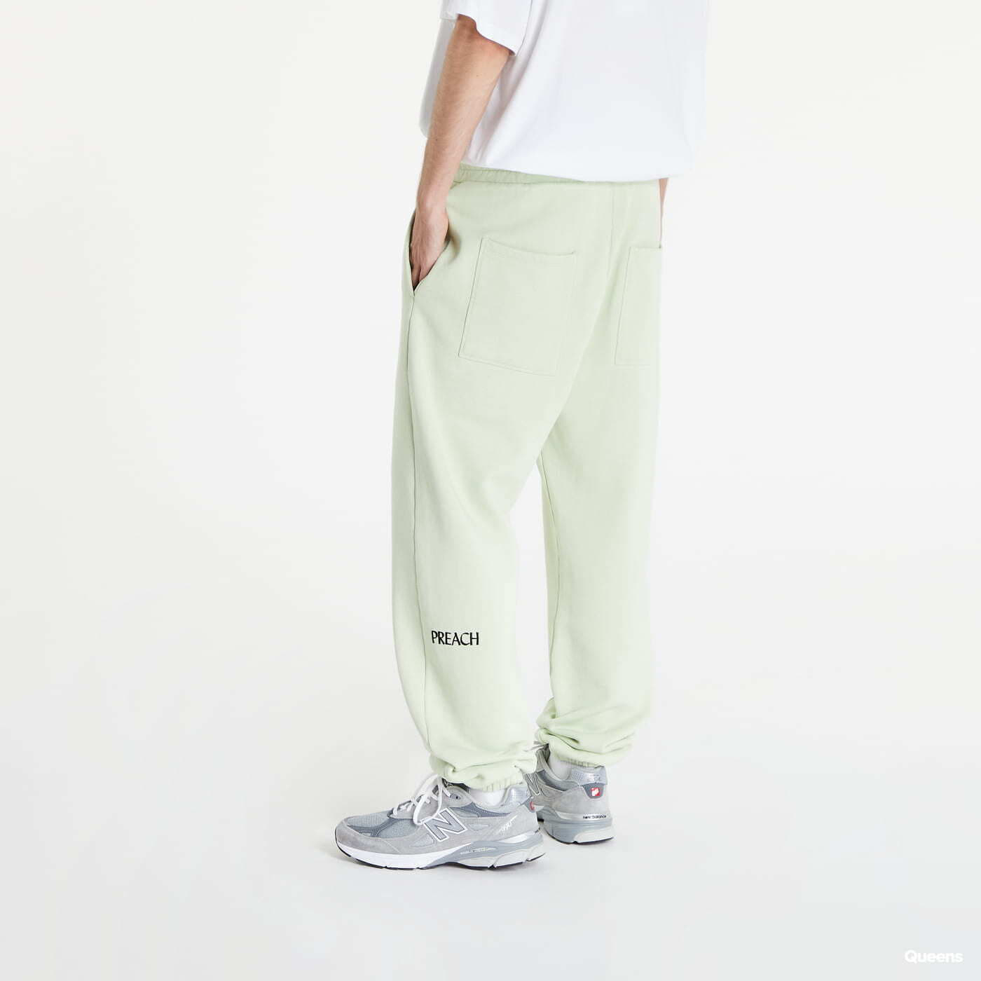 Jogginghosen PREACH Oversized Tuck Sweatpants Light Green