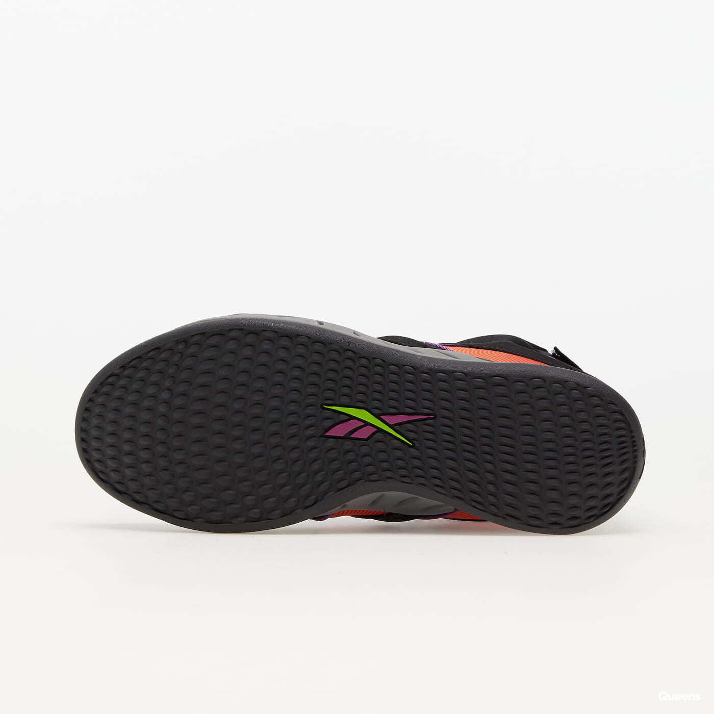 Turnschuhe und Schuhe für Männer Reebok Looney Tunes Instapump Fury Zone Core Black/ Utotea/ Pripur