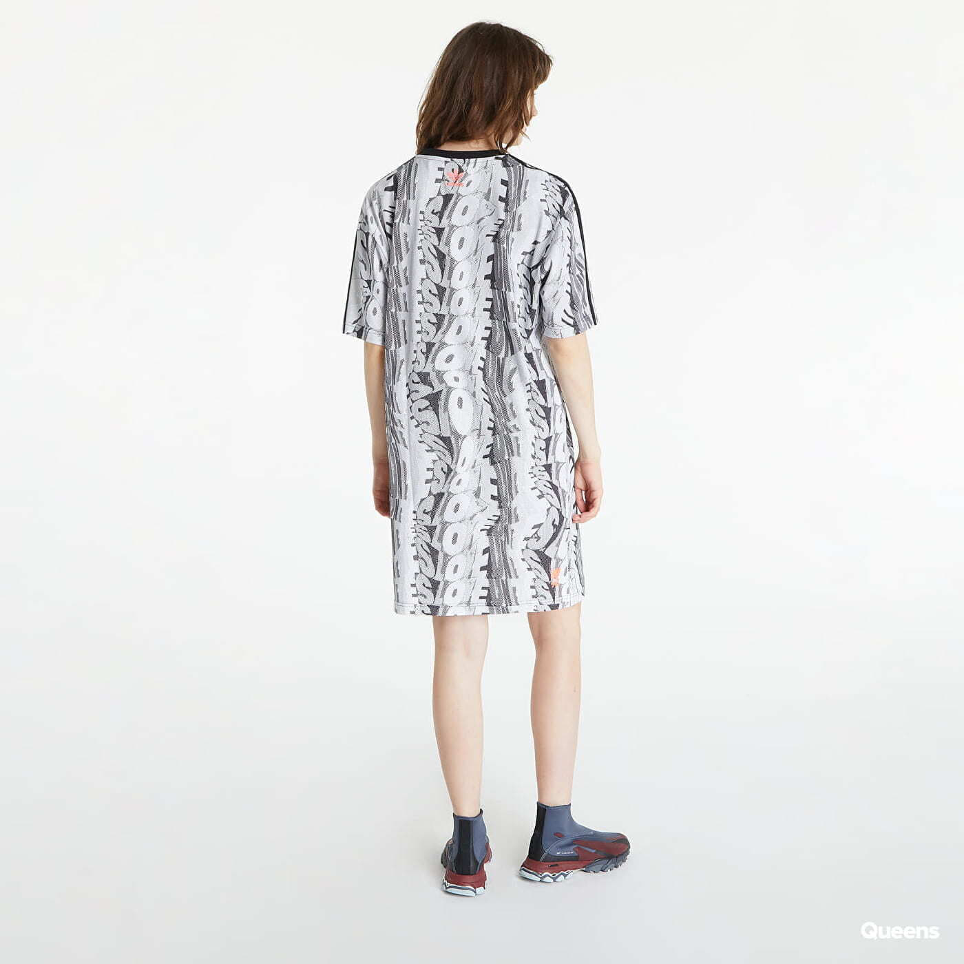  Jurken adidas Originals Love Unites Doodle Tee Dress Black / White