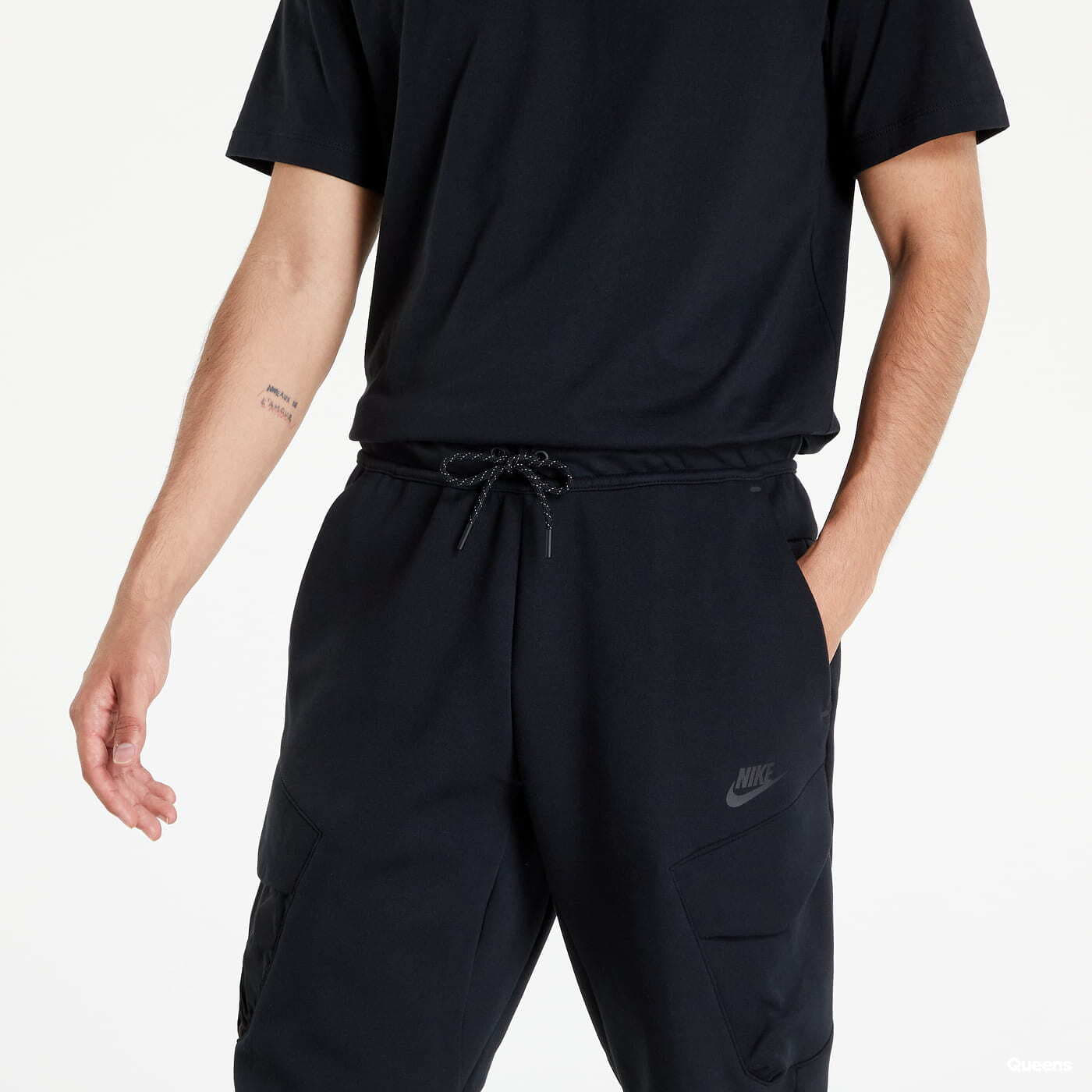Bikses Nike NSW Tech Fleece Utility Pants Black/ Black