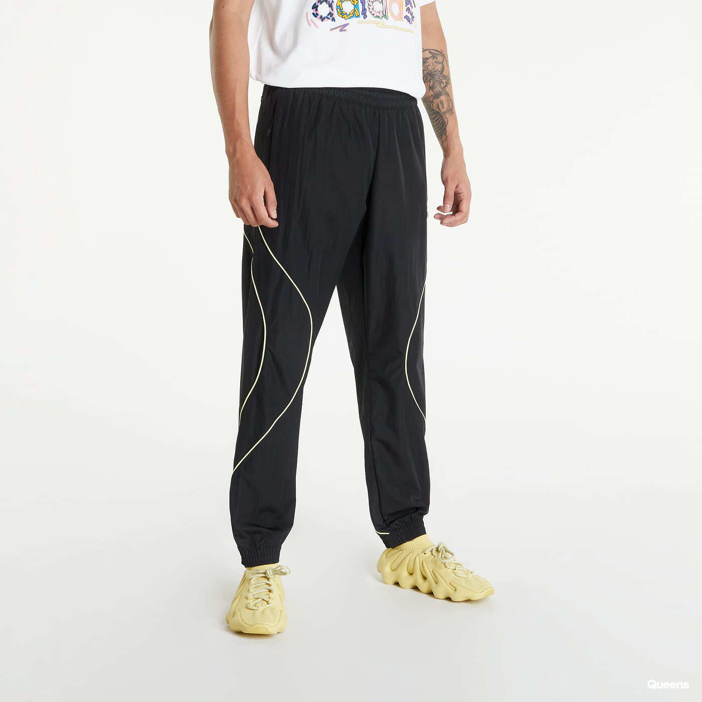 Džíny a kalhoty adidas Originals R.Y.V. Sport Pants Black