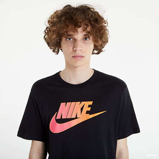 T-shirts Nike 3MO Seasonal Brandmark Short Sleeve Tee Black