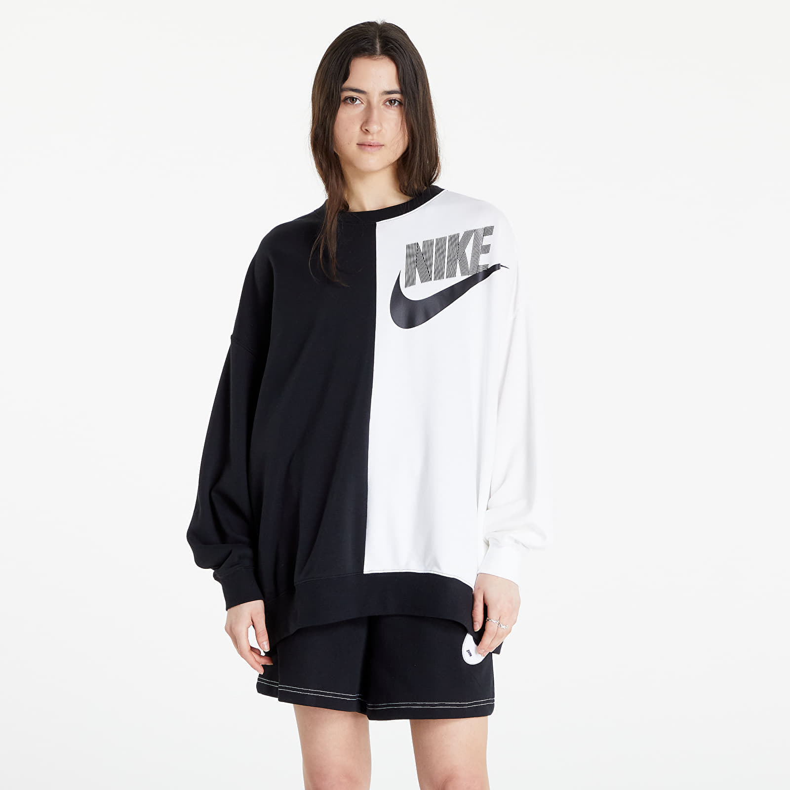 Women's nike black and white sweatshirt best sale