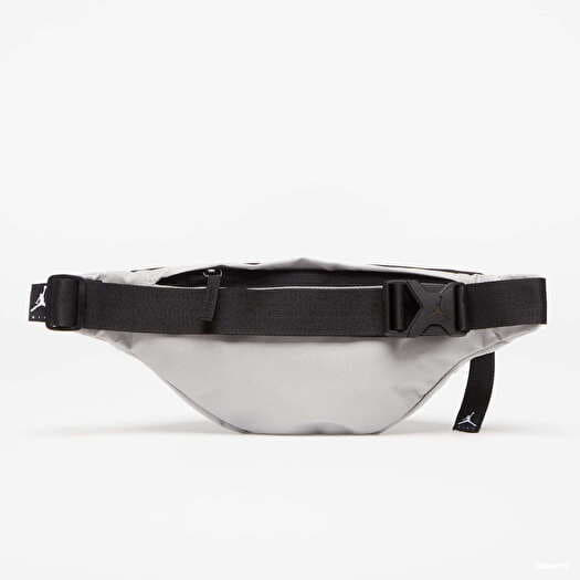 Nike grey bum bag 2025