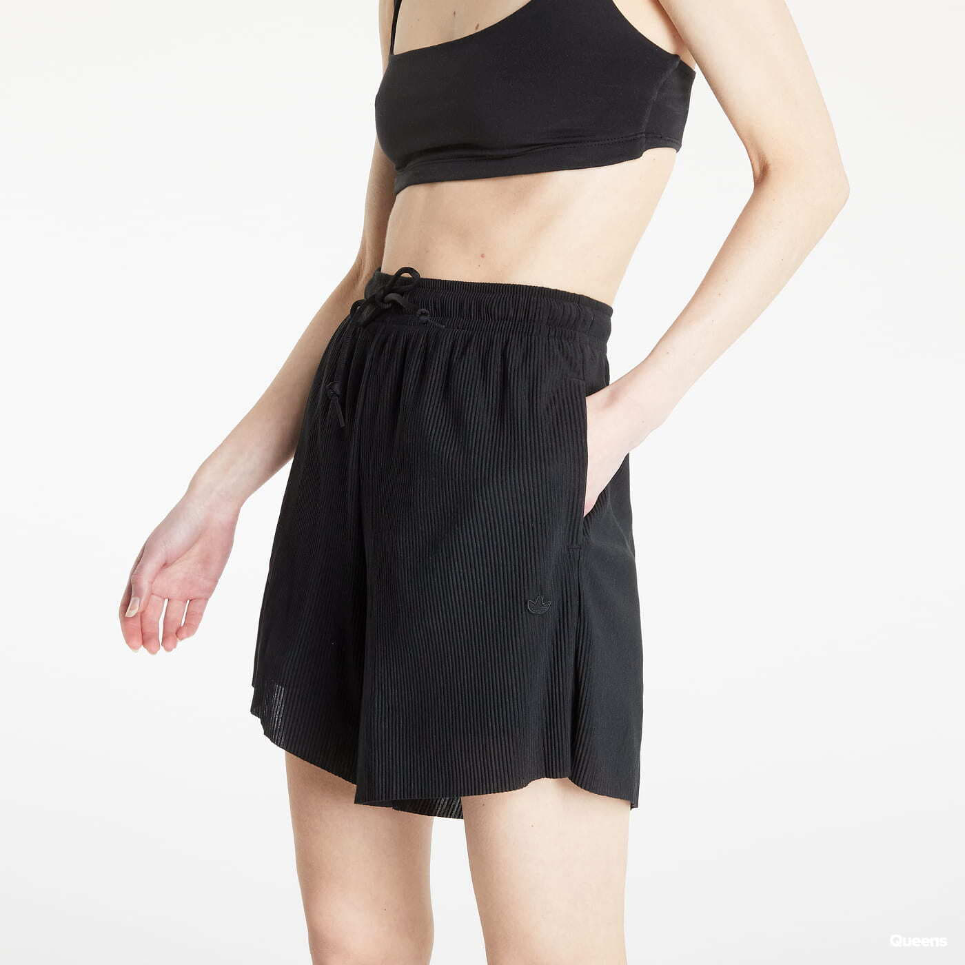 Šorti adidas Originals Adicolor Plissé Shorts Black