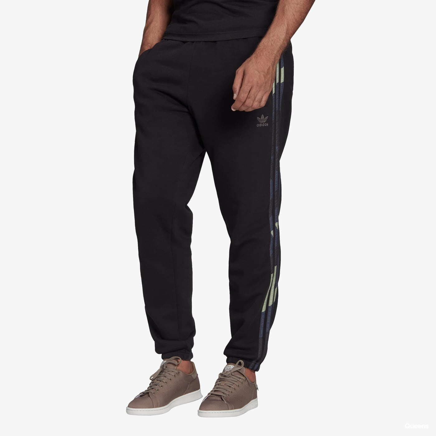 Tepláky adidas Originals Camo Pants Black