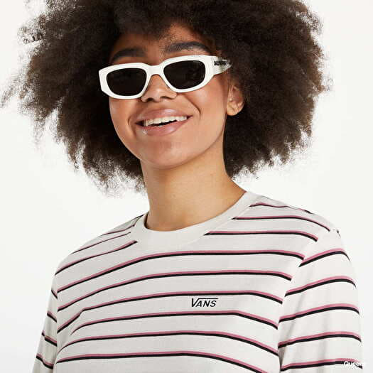 Black and pink vans shirt deals