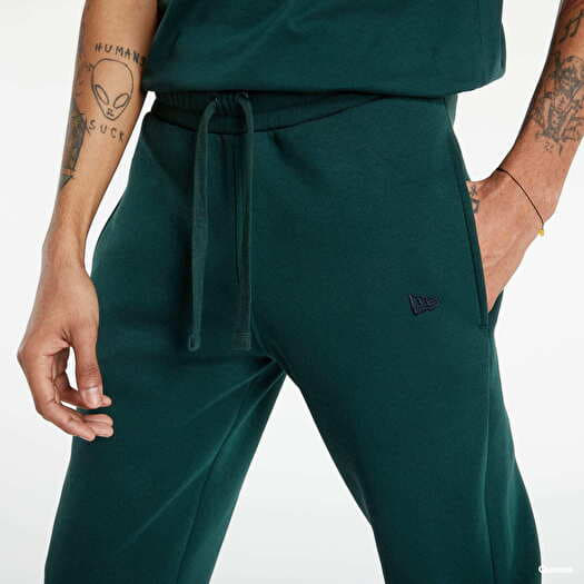 Nike heritage velour cuffed sweatpants outlet