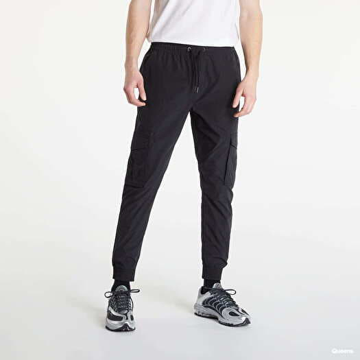 Nylon joggers nike on sale