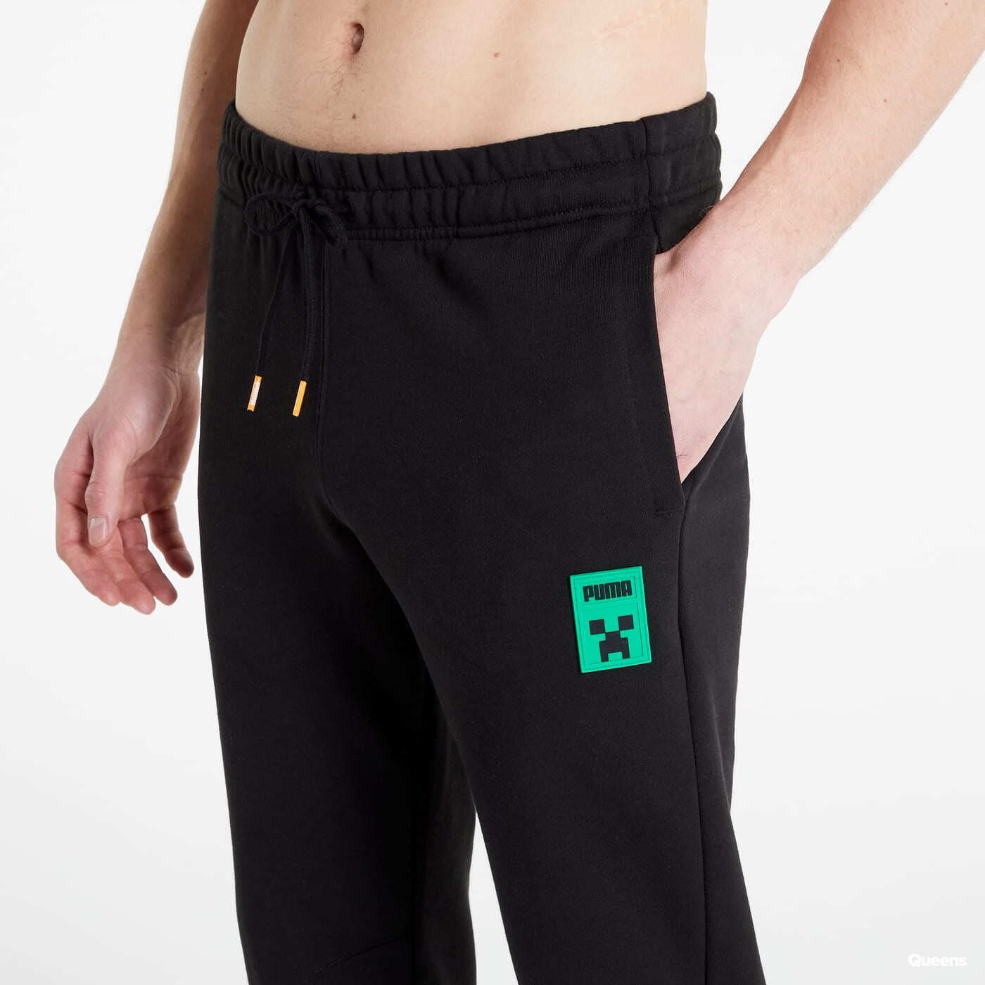 Spodnie dresowe Puma x Minecraft Sweatpants černé