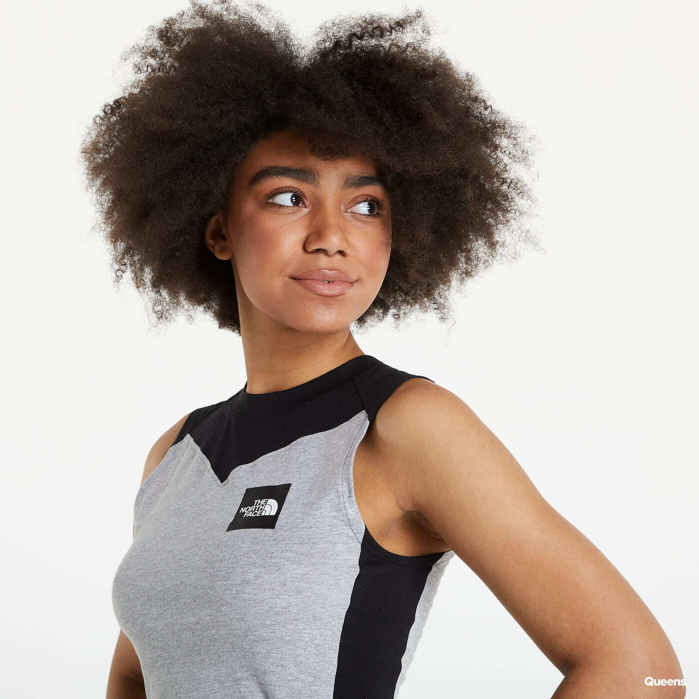 Majice s kratkimi rokavi The North Face Cropped Fitted Tank Top Tnf Light Grey Heather