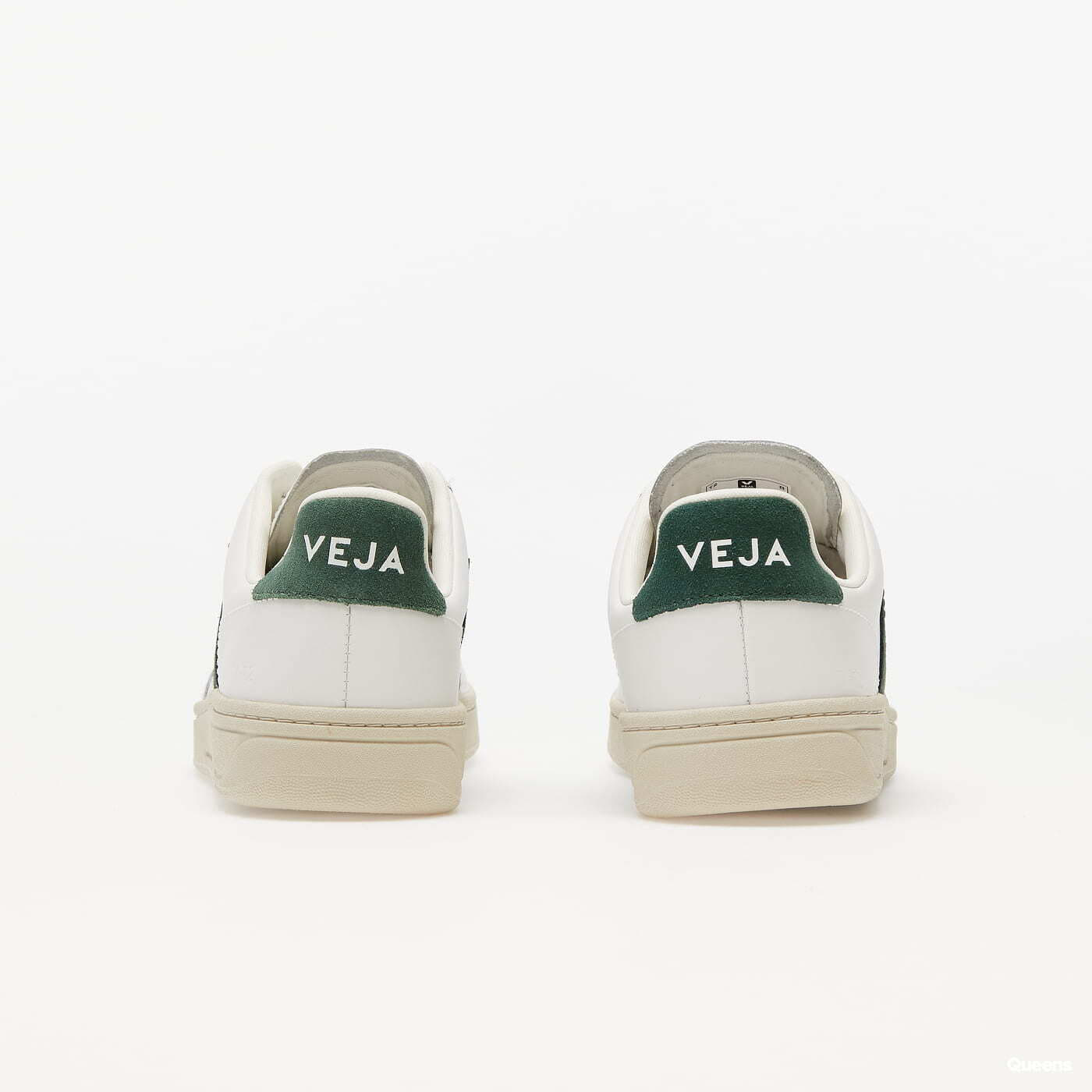 Men's sneakers and shoes Veja V-12 Leather Extra White/ Cyprus