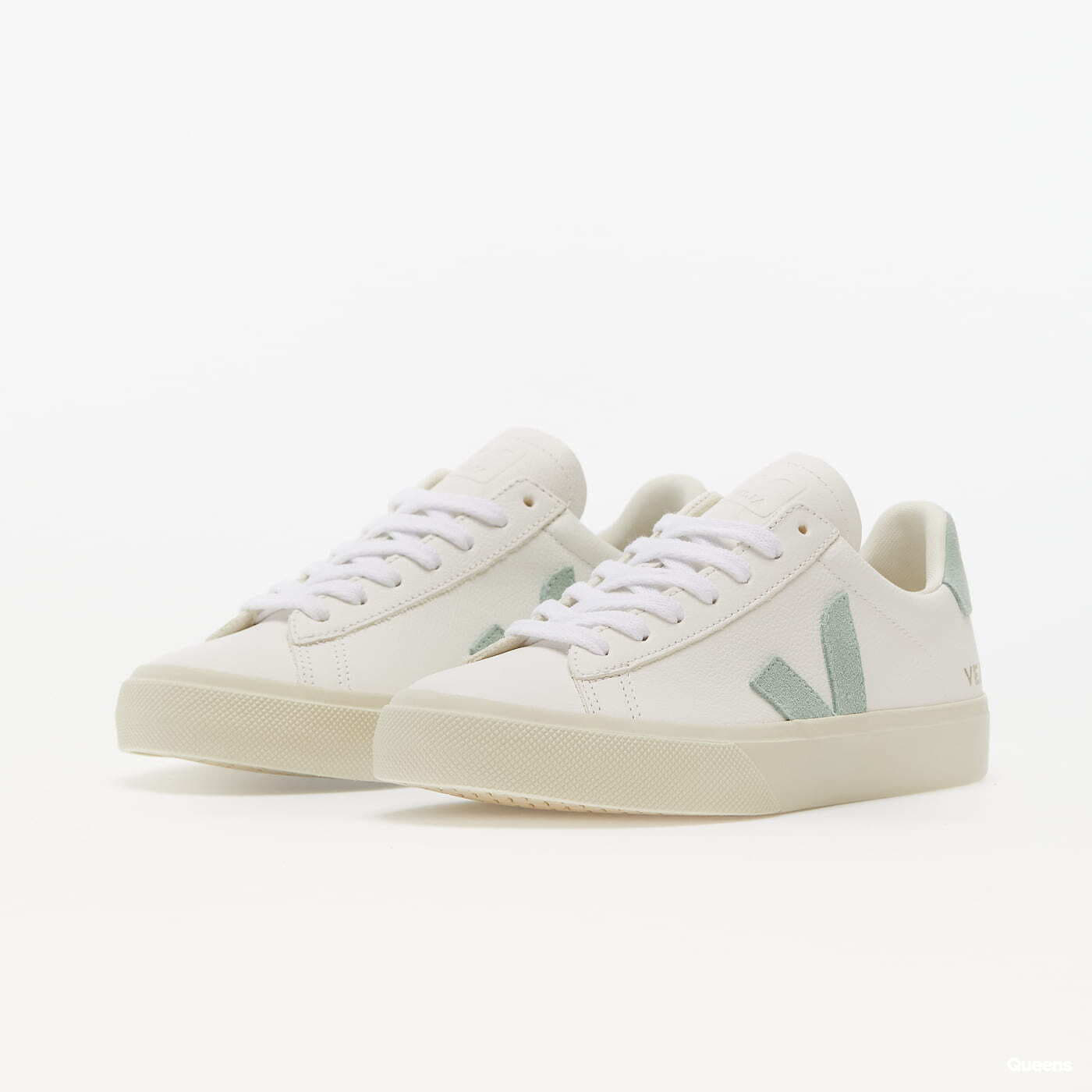 Women's sneakers and shoes Veja Campo Chromefree Leathe extra-white-matcha