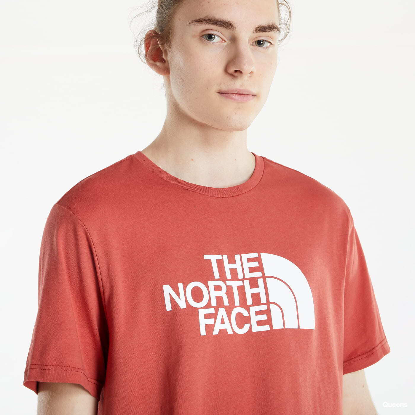 T-shirts  The North Face M S/S Easy Tee Tamdori Spice Red