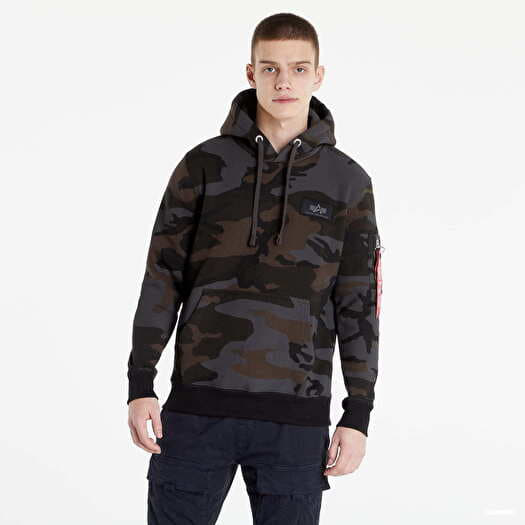 Black alpha industries hoodie 2025