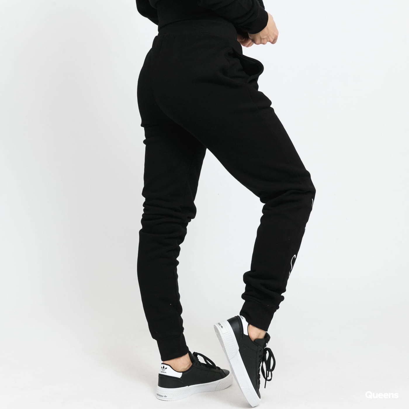 Siltās bikses GUESS W Sweatpants Black