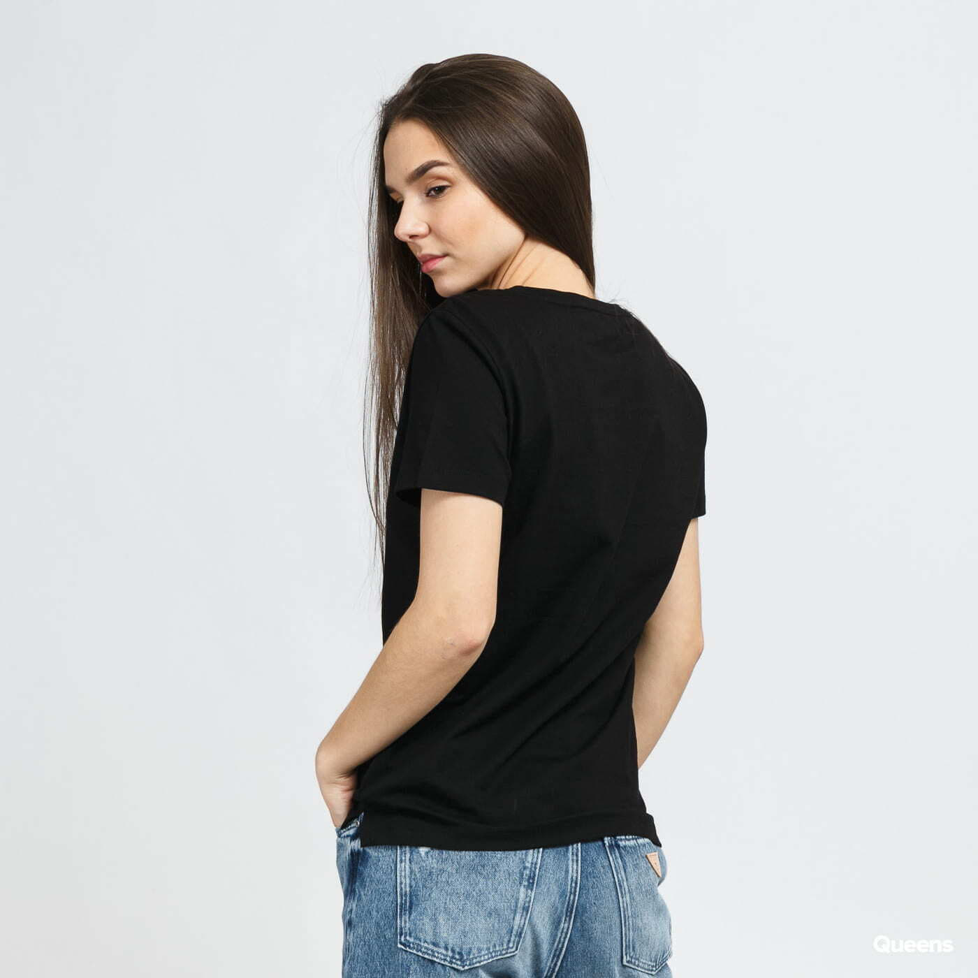 T-shirts GUESS W Triangle Logo Tee Black