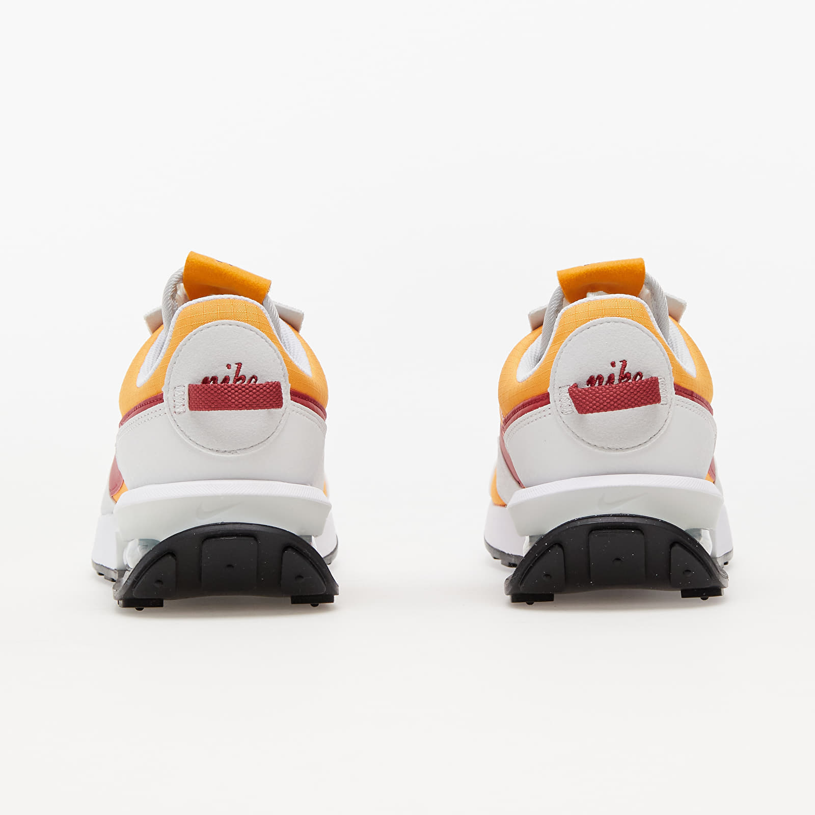 Moški čevlji Nike Air Max Pre-Day Kunquat/ Pomegranate