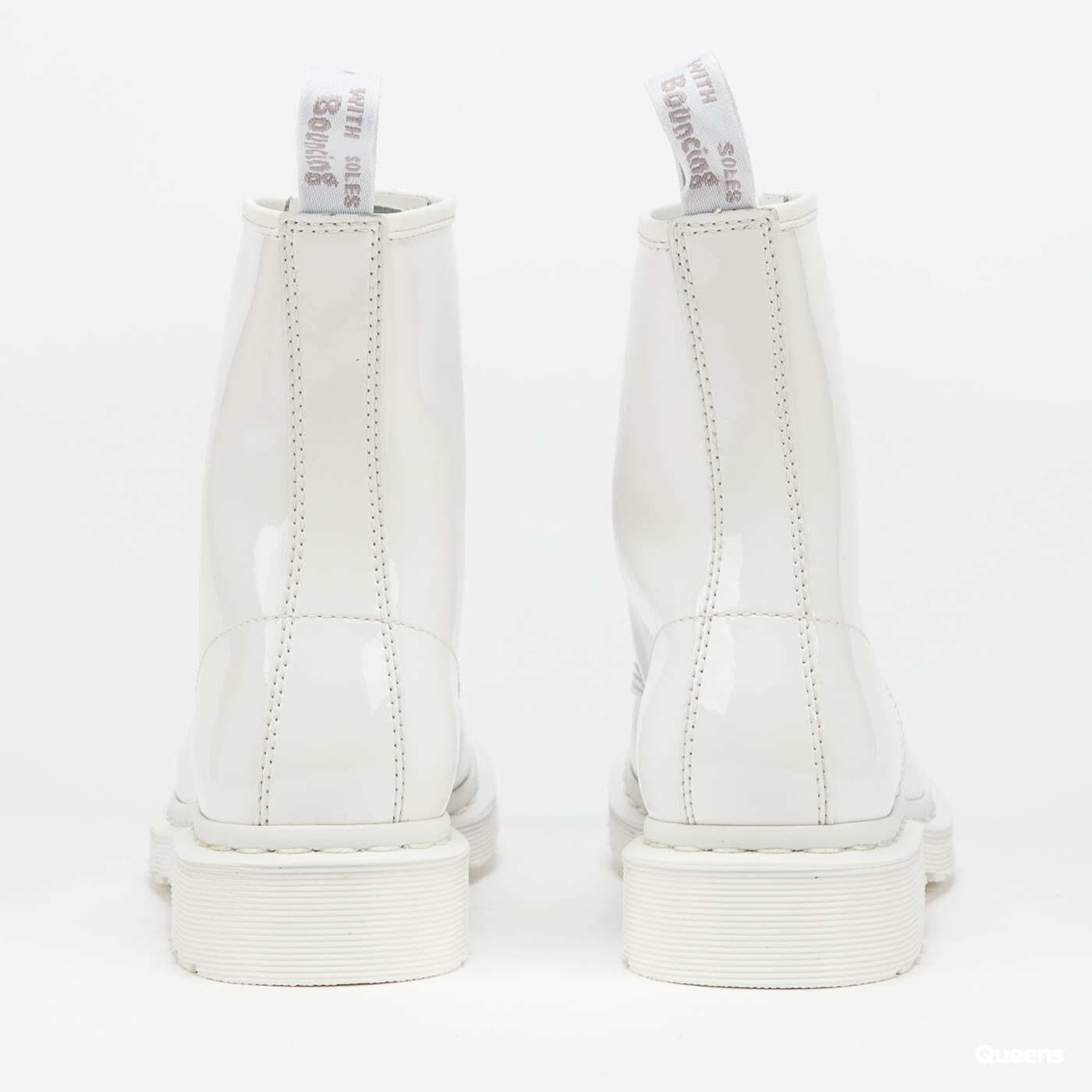 Women s sneakers and shoes Dr. Martens 1460 Mono white patent lamper Queens