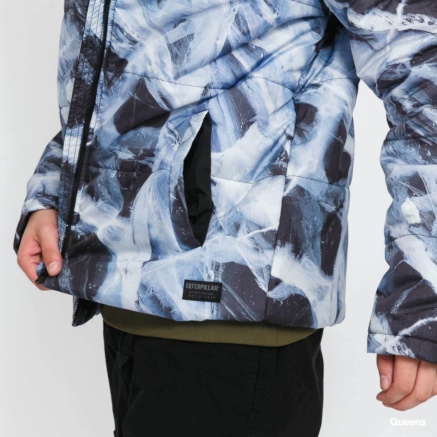 Jassen CATERPILLAR Allover Print Outdoor Jacket Purple/ White/ Black