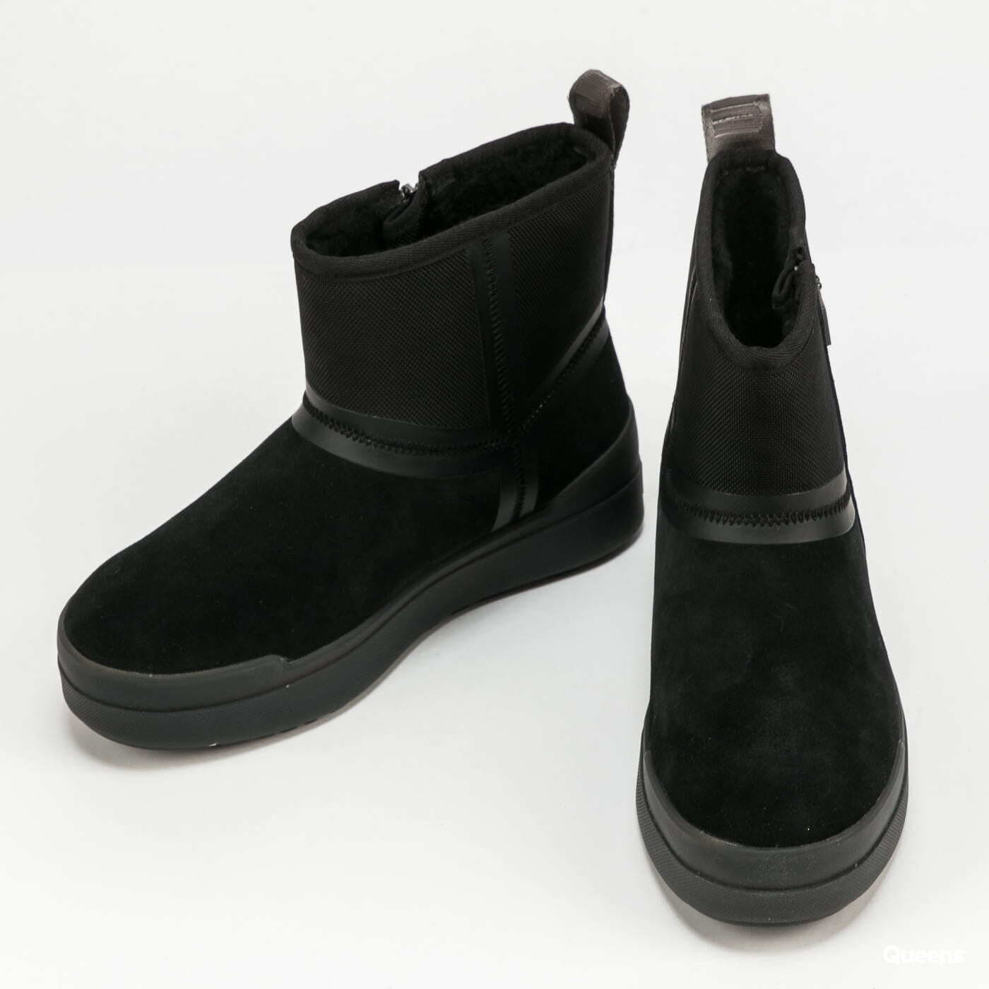 Adidași și pantofi pentru femei UGG W Classic Tech Mini black