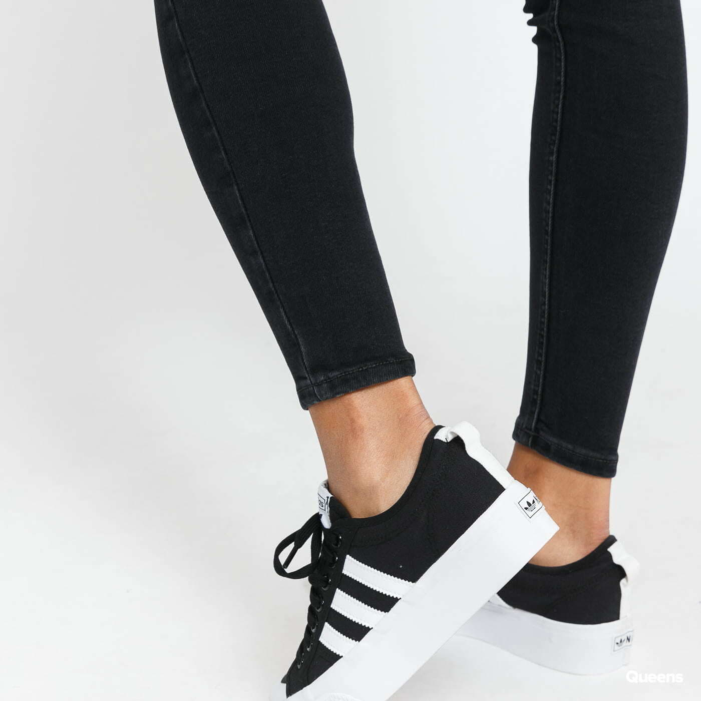 Jeans TOMMY JEANS Nora Mid Rise Skinny Jeans denim black