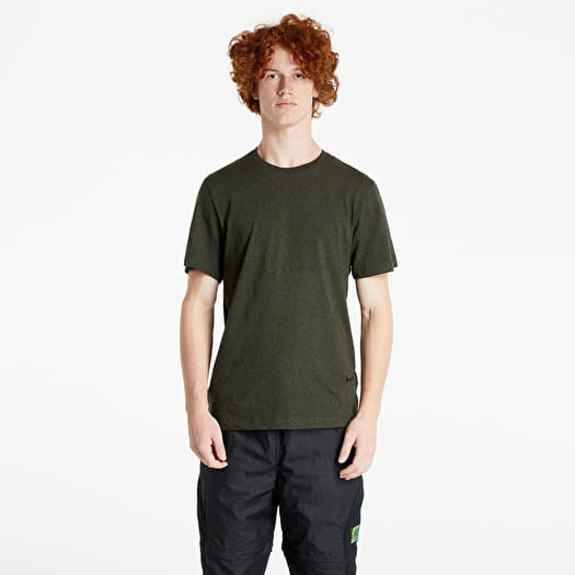 Black and olive green nike shirt shop
