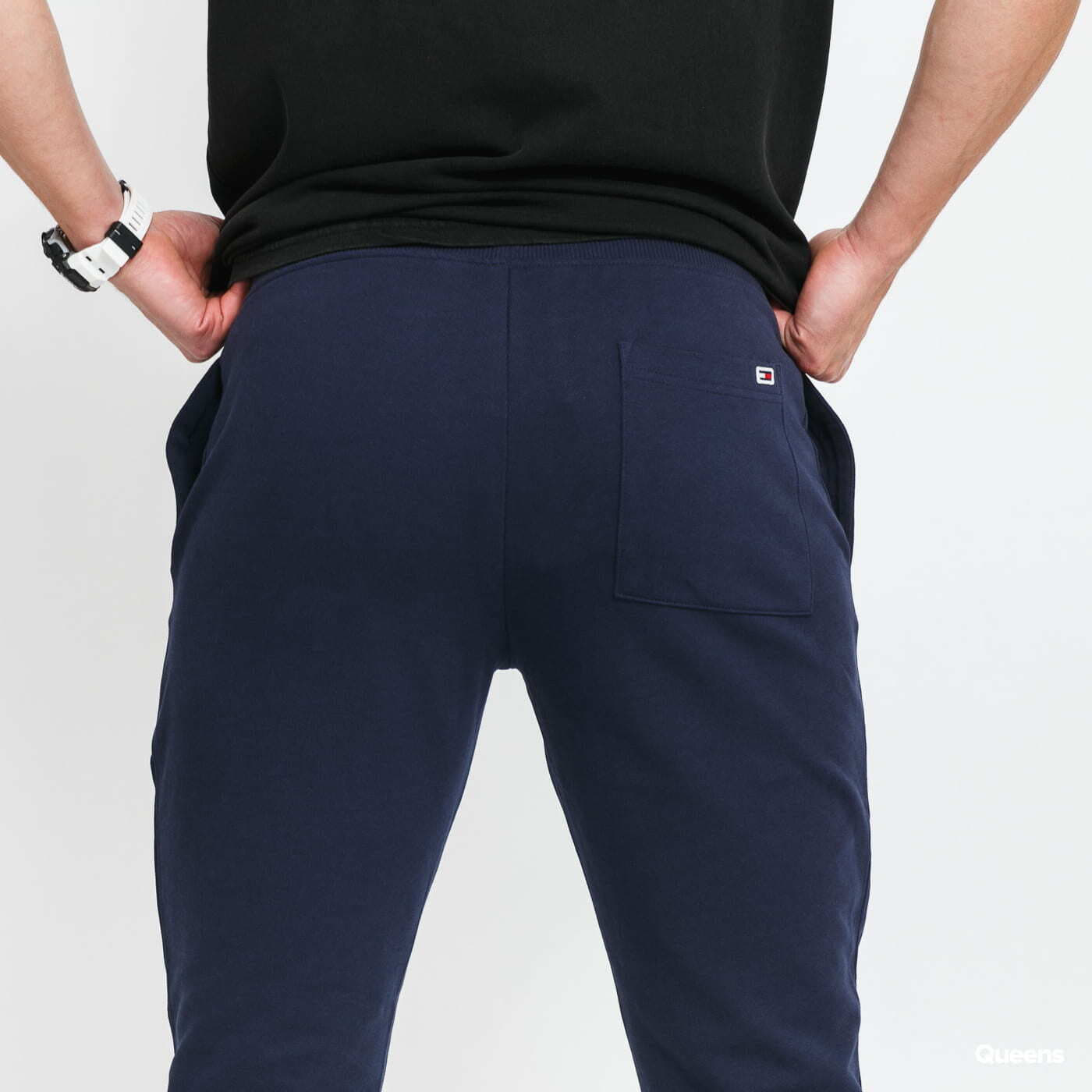 Tepláky TOMMY JEANS M Entry Graphic Sweatpants Navy