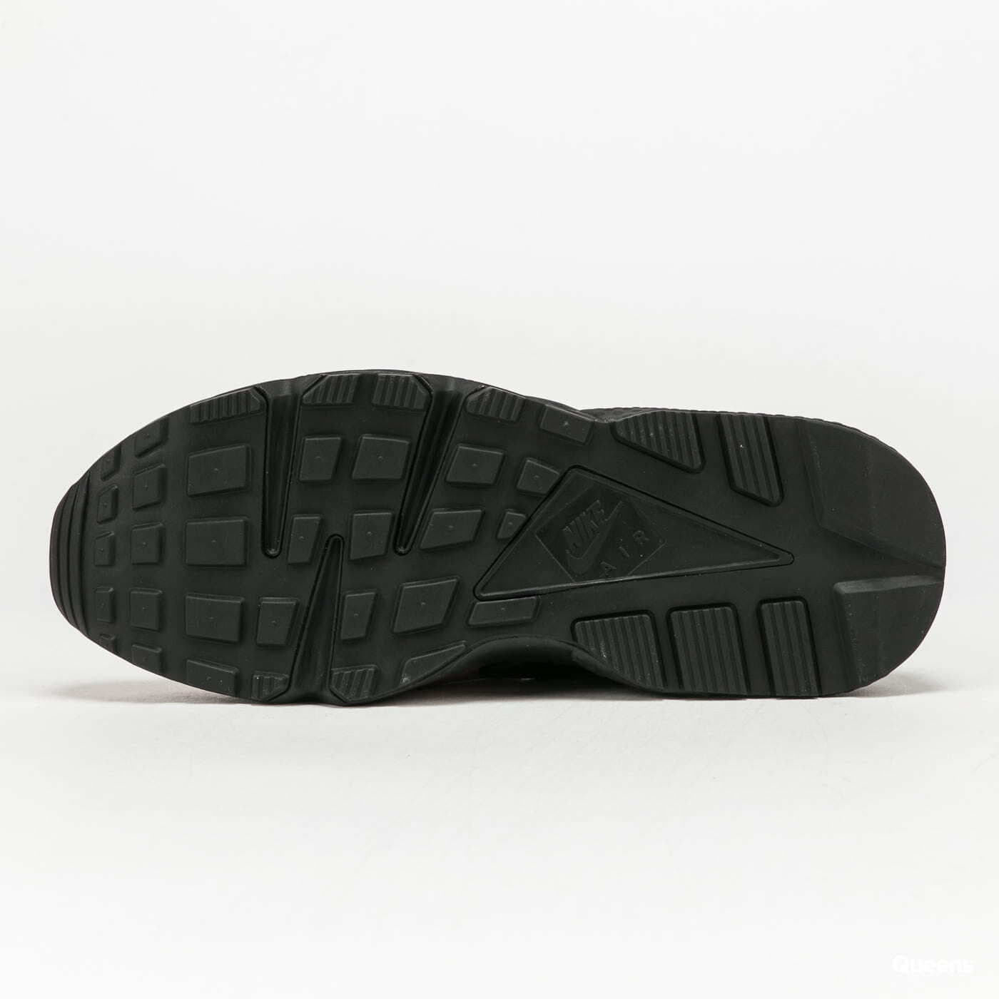 Nike huarache le triple black shop