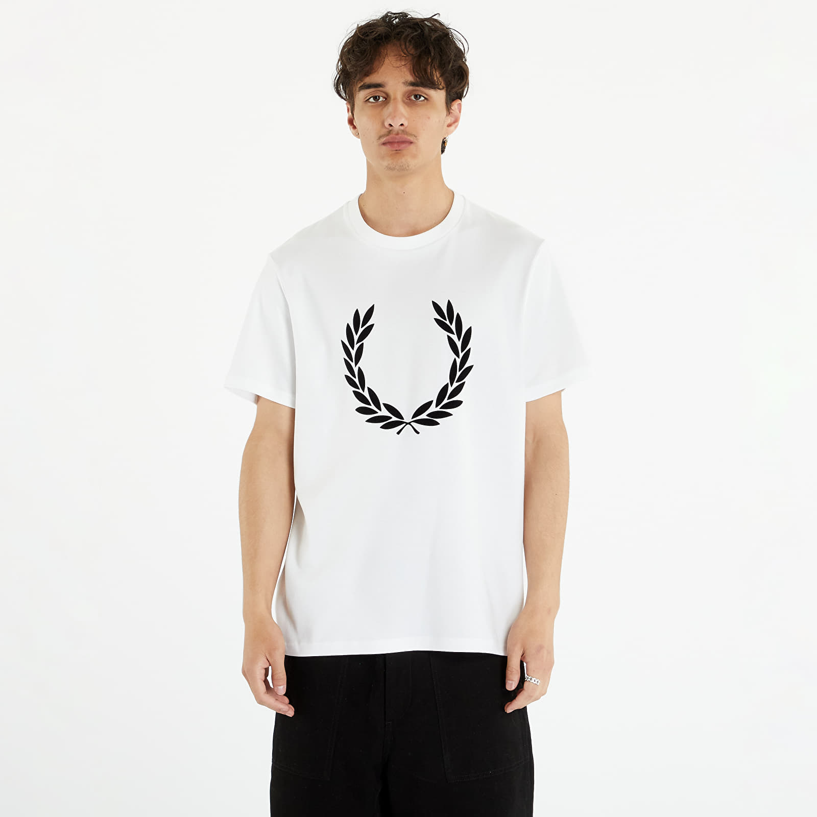 Tricouri FRED PERRY Flock Laurel Wreath Tee White
