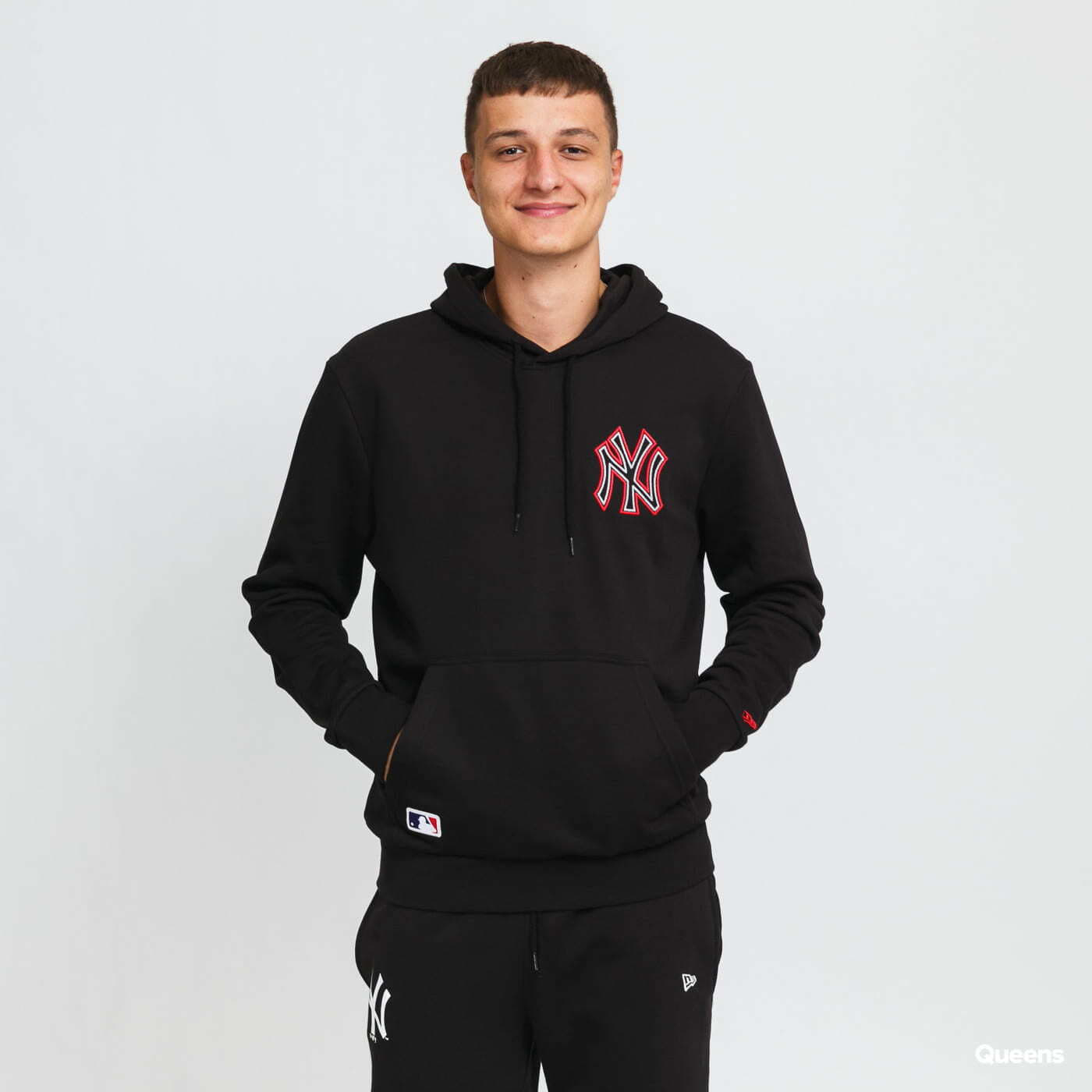 Kapuutsikud ja kampsunid New Era MLB Chain Stitch PO Hoody NY Black