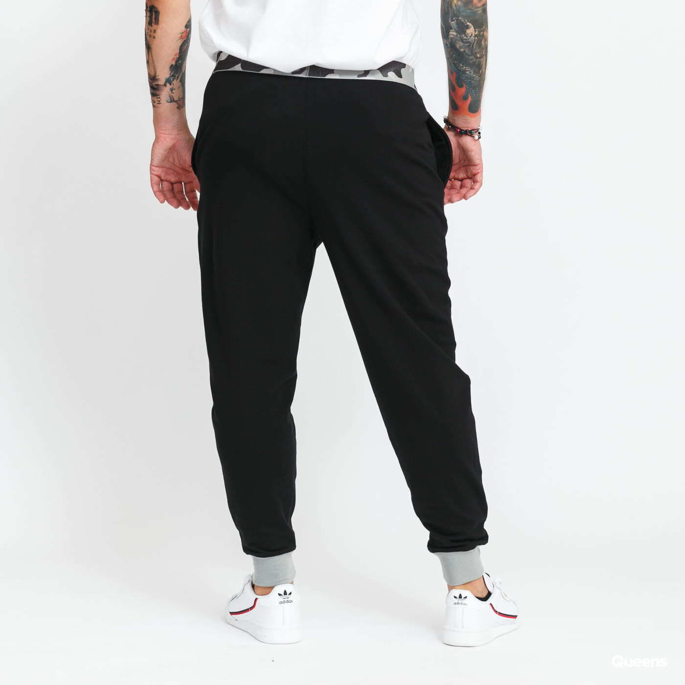Jogginghosen Calvin Klein Galvanize Lounge Jogger Black/ Camo Grey