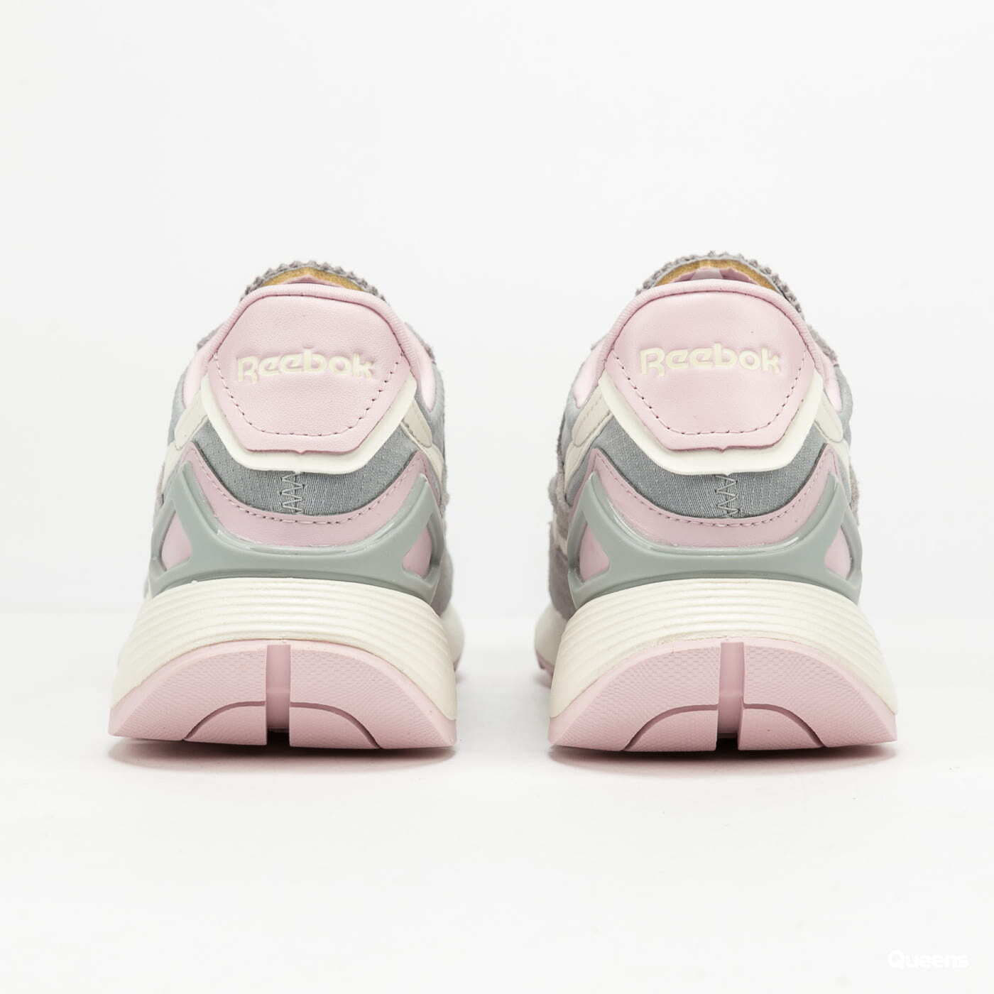 Sneakers och skor för kvinnor Reebok Classic Legacy AZ Pugry3/ Chalk/ Frober