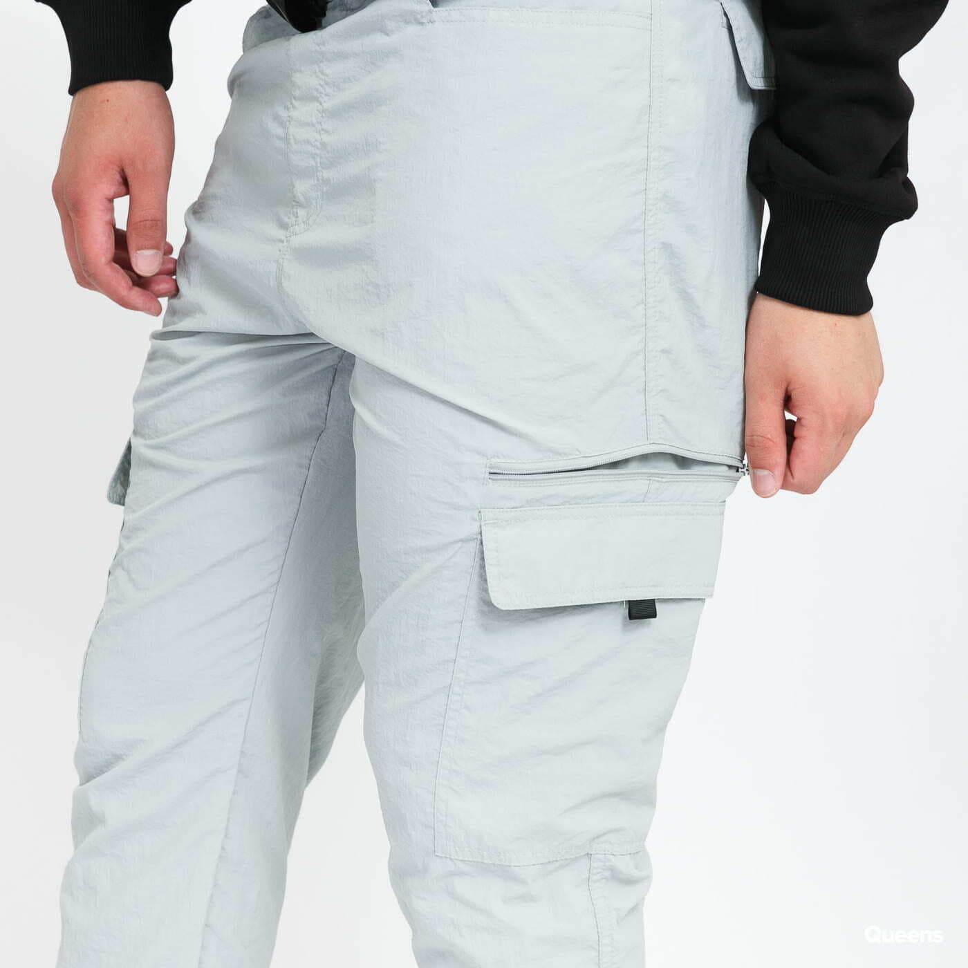 Cargo kalhoty Urban Classics Adjustable Nylon Cargo Pants Grey